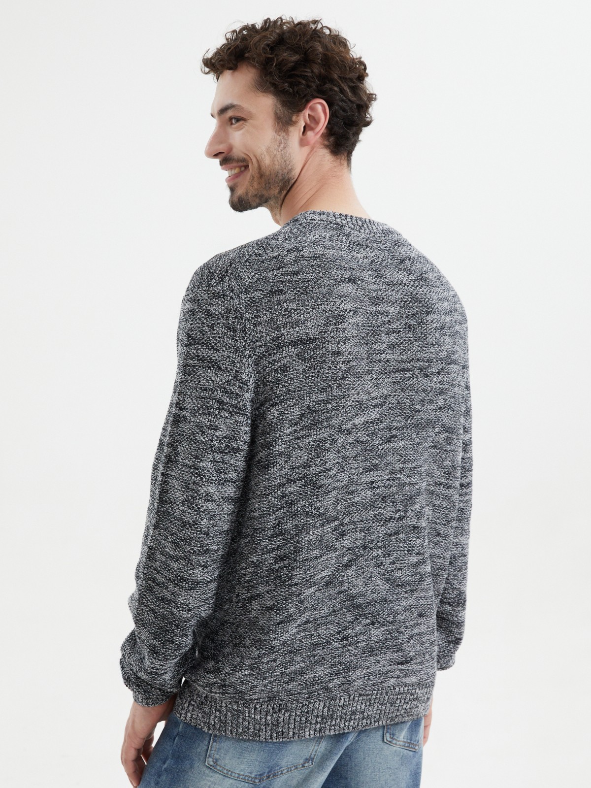 Вязаный джемпер с длинным рукавом