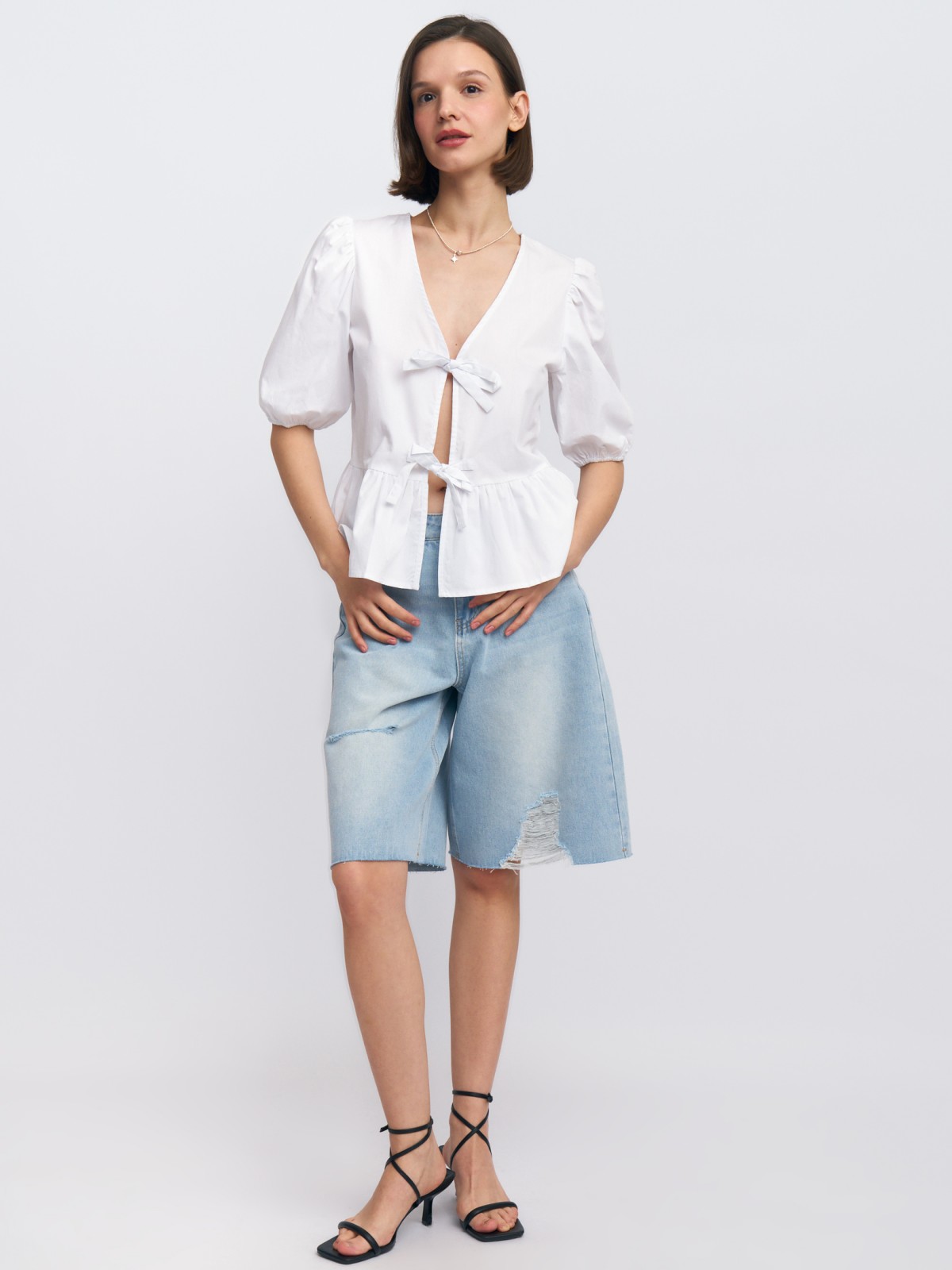 Джинсовые удлинённые шорты-бермуды