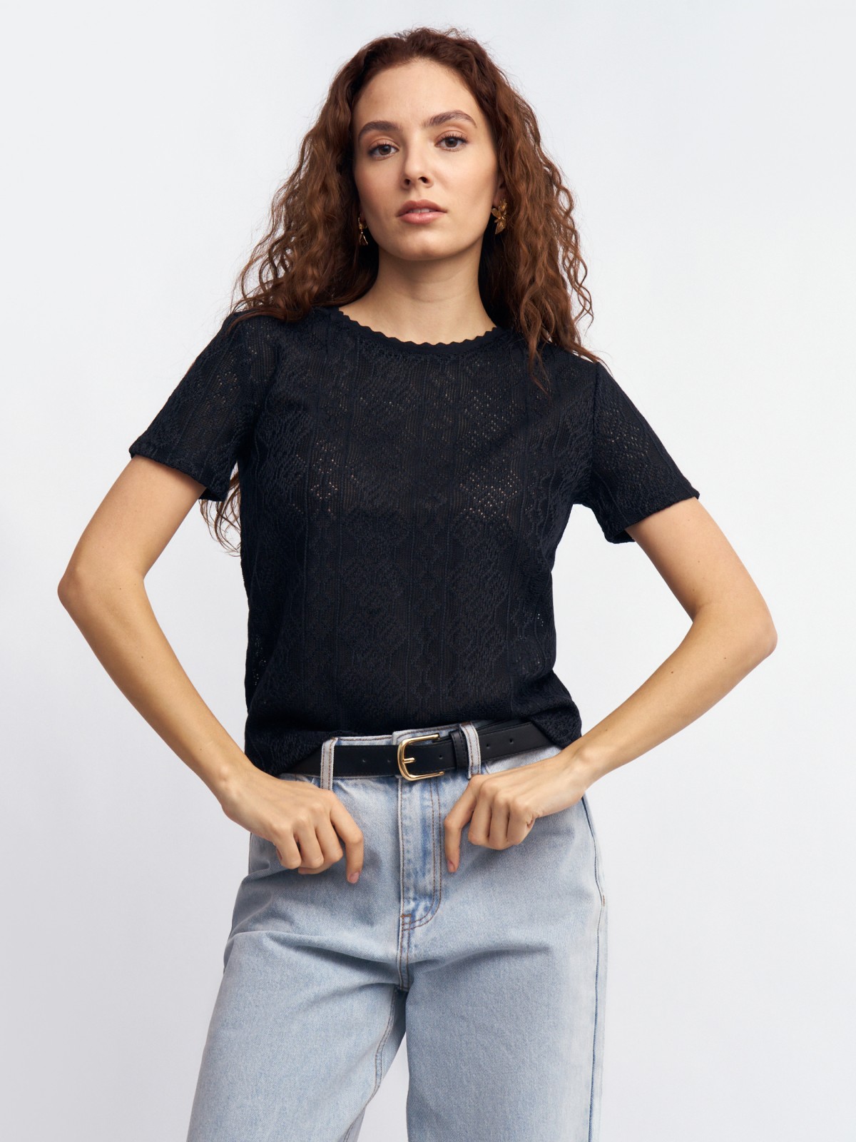 Футболка-топ из ажурного вязаного трикотажа