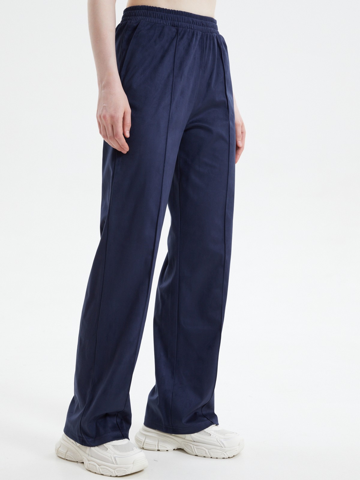 Замшевые брюки на резинке