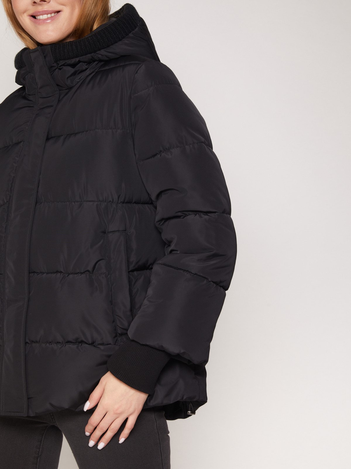 Тёплая стёганая куртка с капюшоном zolla 021335102264, цвет черный, размер S - фото 3