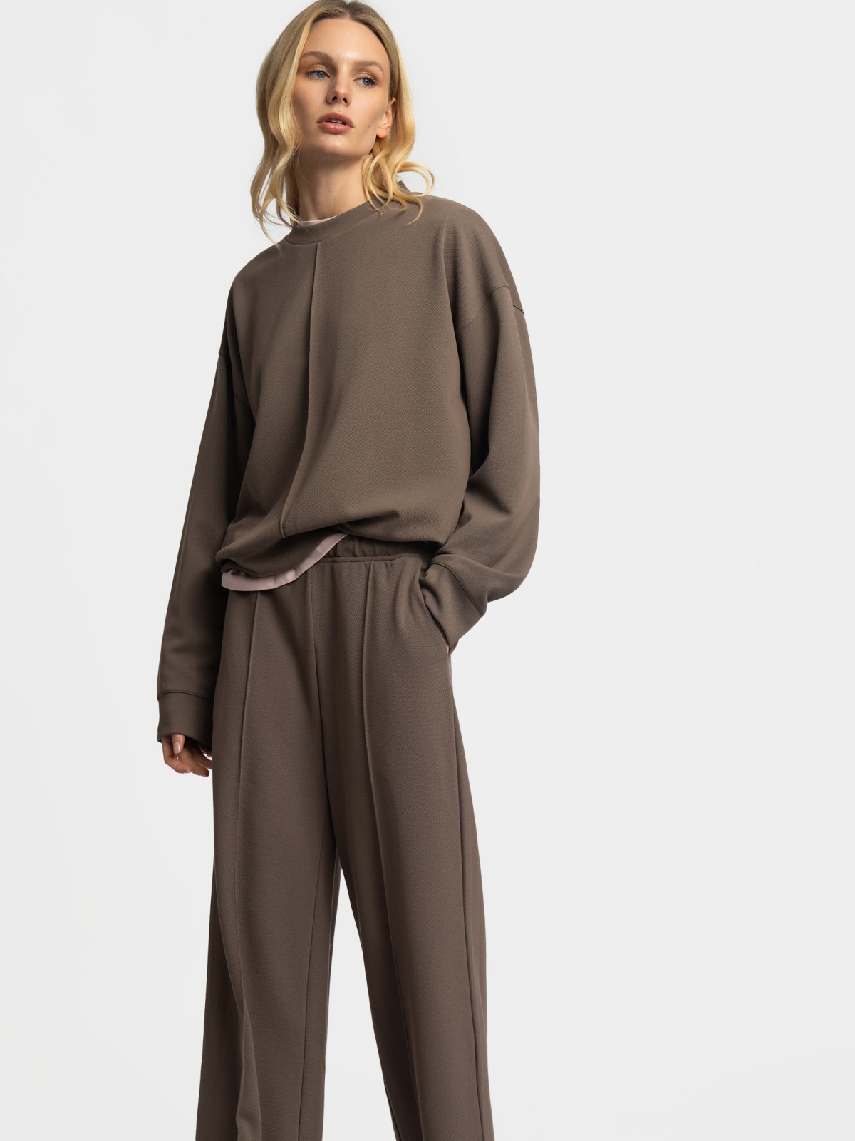 Свитшот однотонный без принта