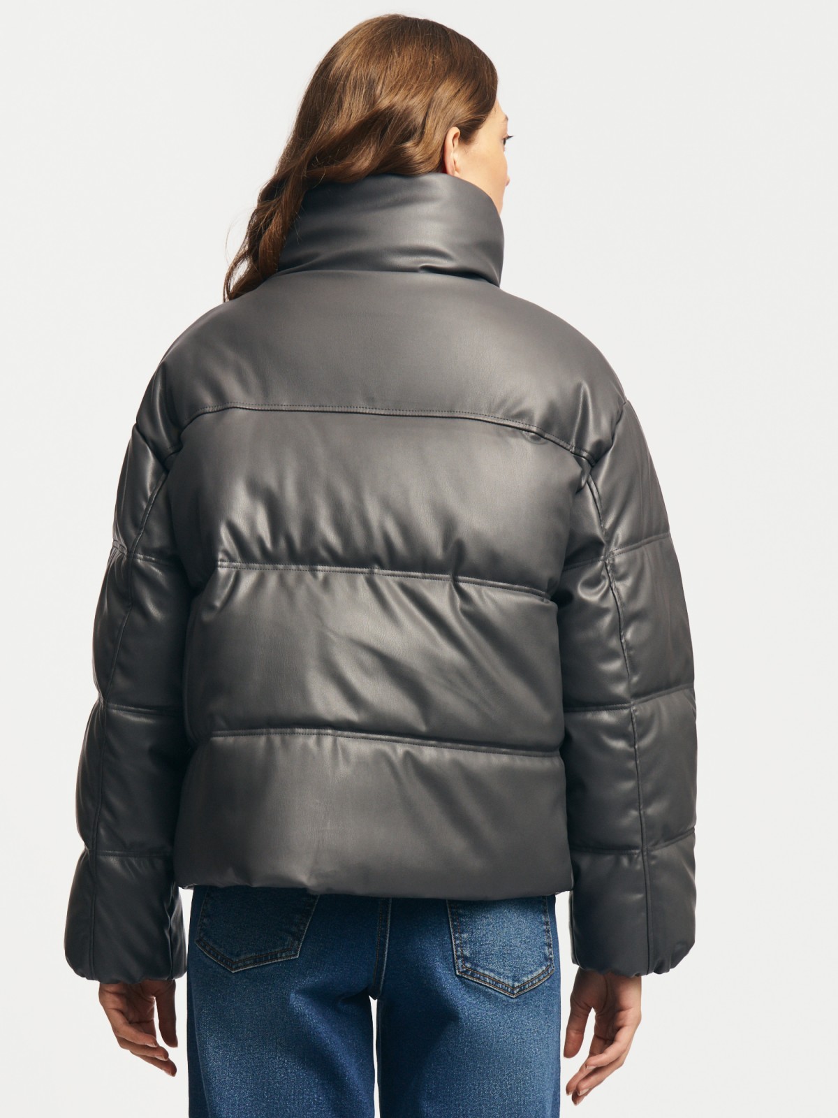 Тёплая стёганая куртка из экокожи с воротником