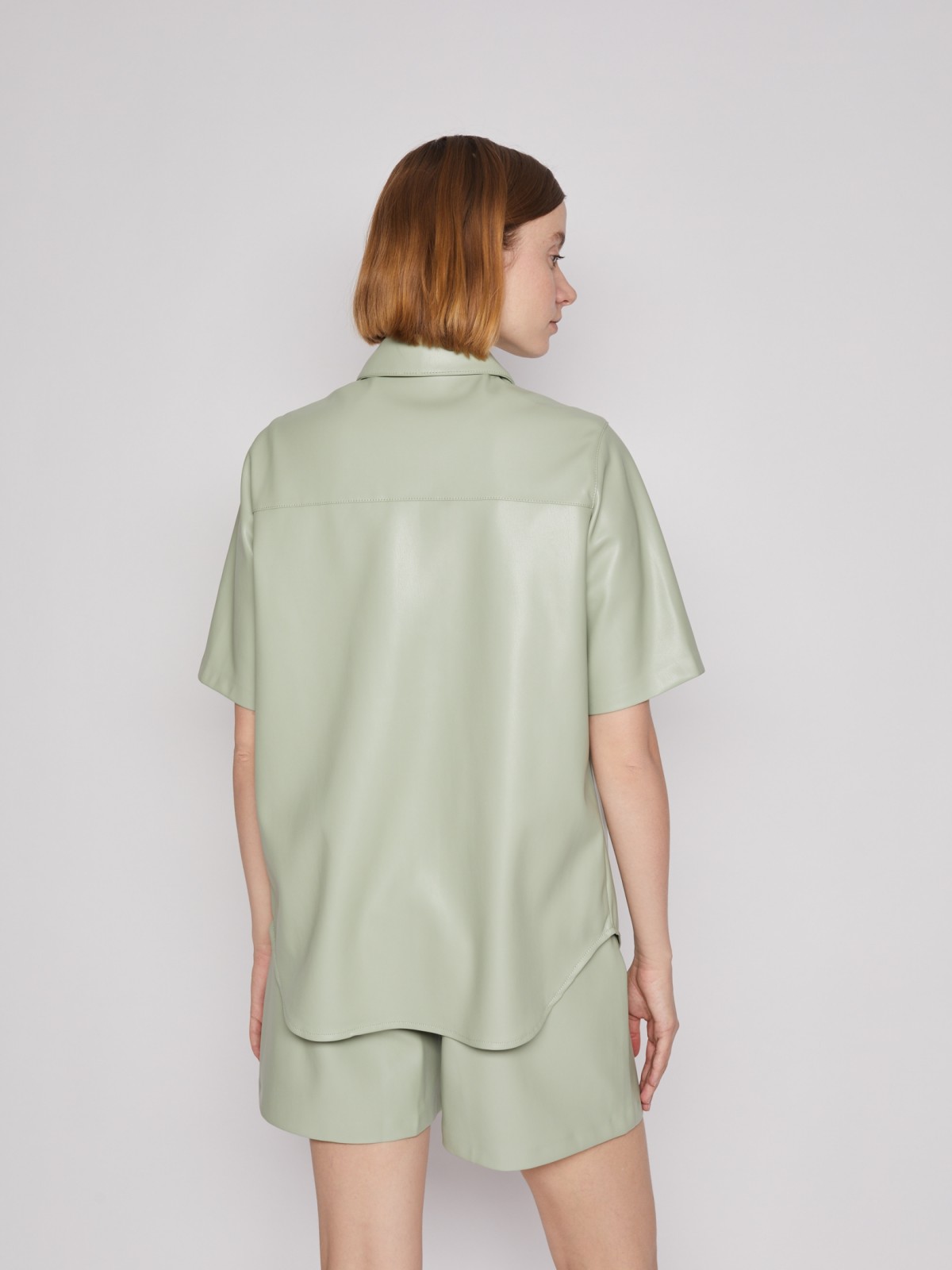 Рубашка из экокожи