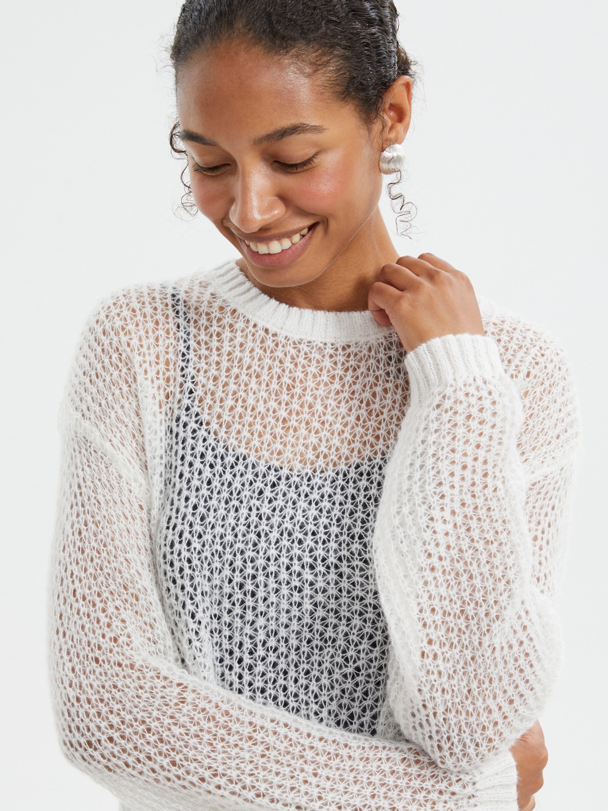Ажурный вязаный джемпер