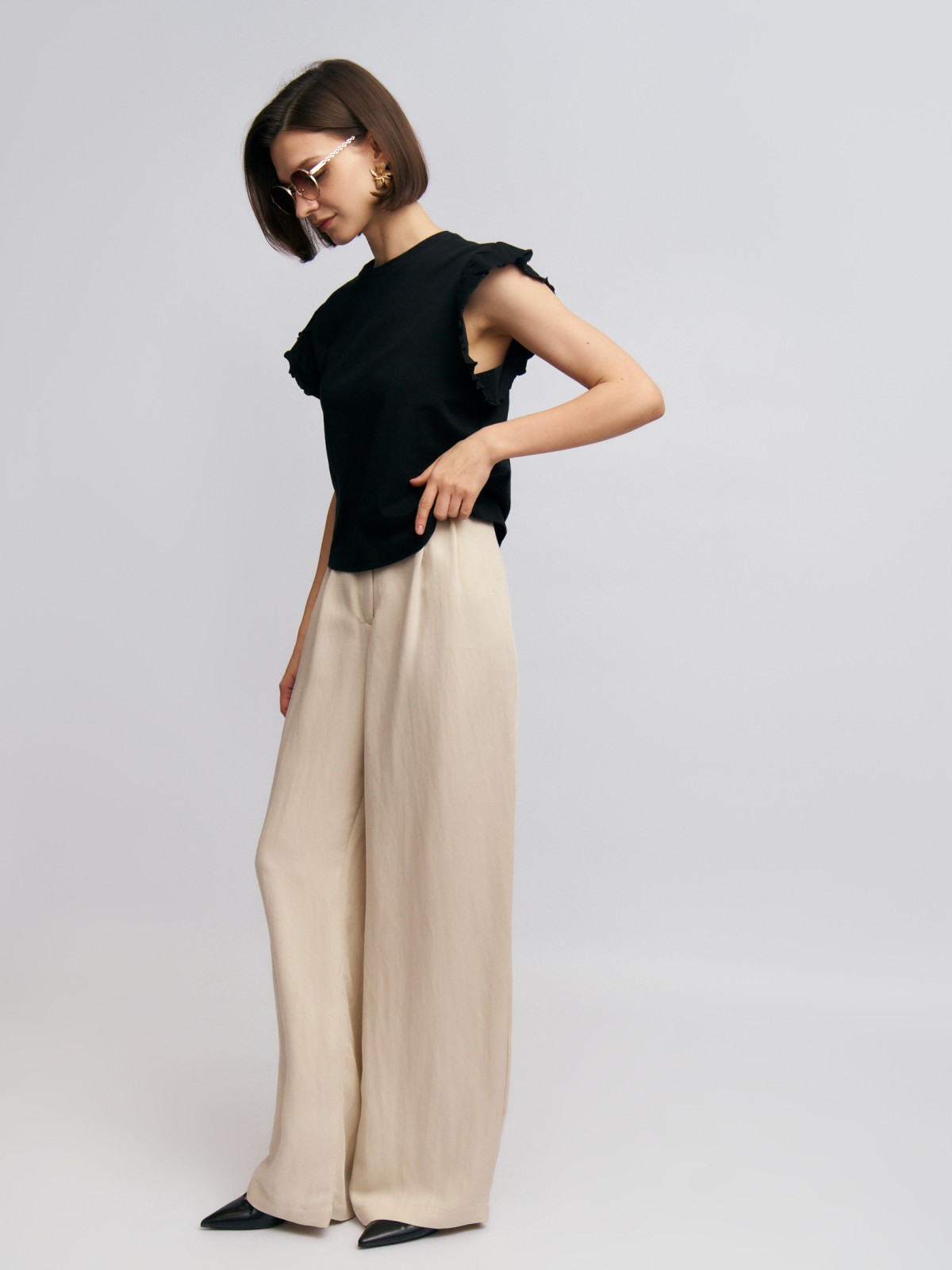 Топ из хлопка с рукавами-воланами