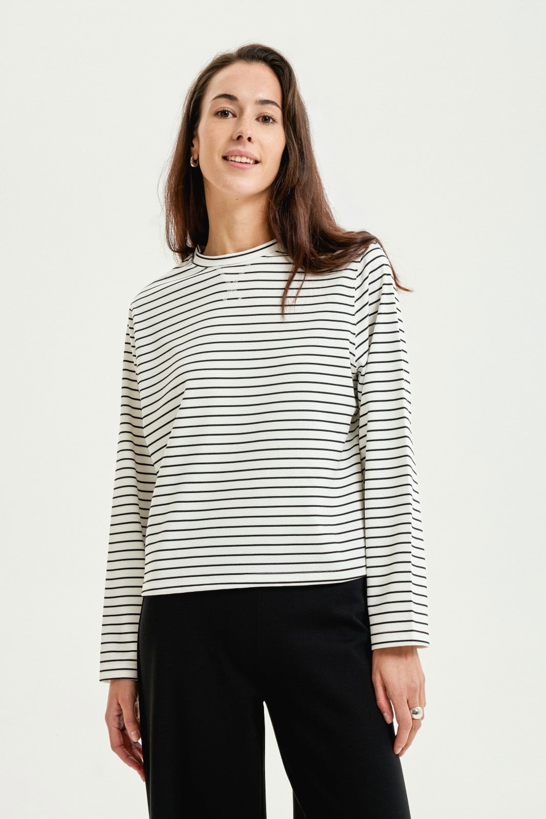 Лонгслив-тельняшка в полоску