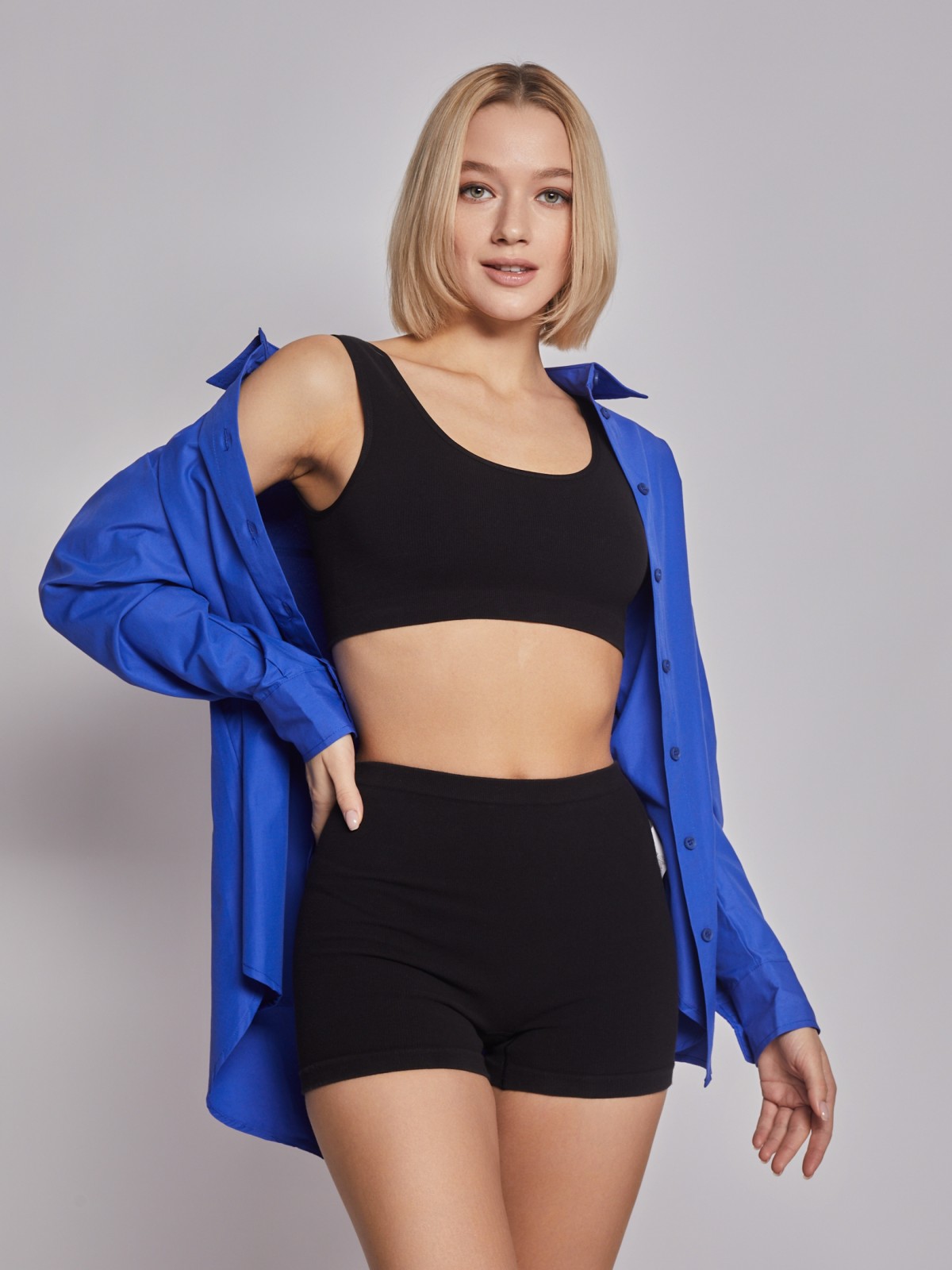 Бельевой топ на широких бретелях