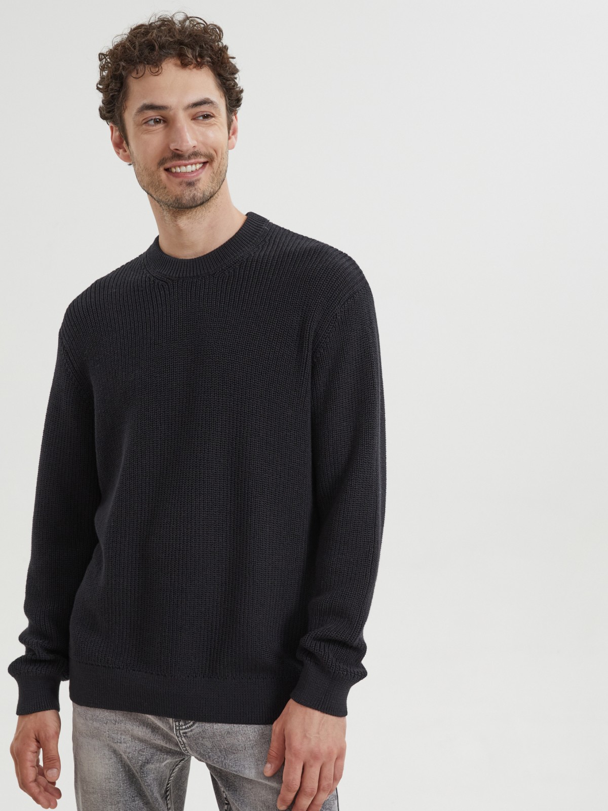 Вязаный джемпер с длинным рукавом