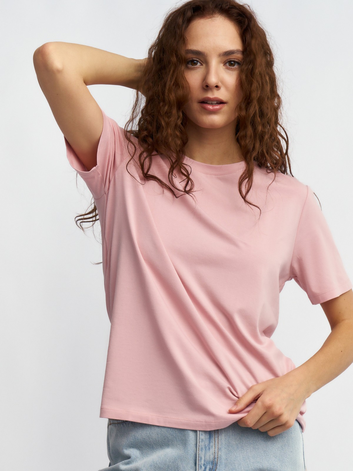 Однотонная футболка трикотажная