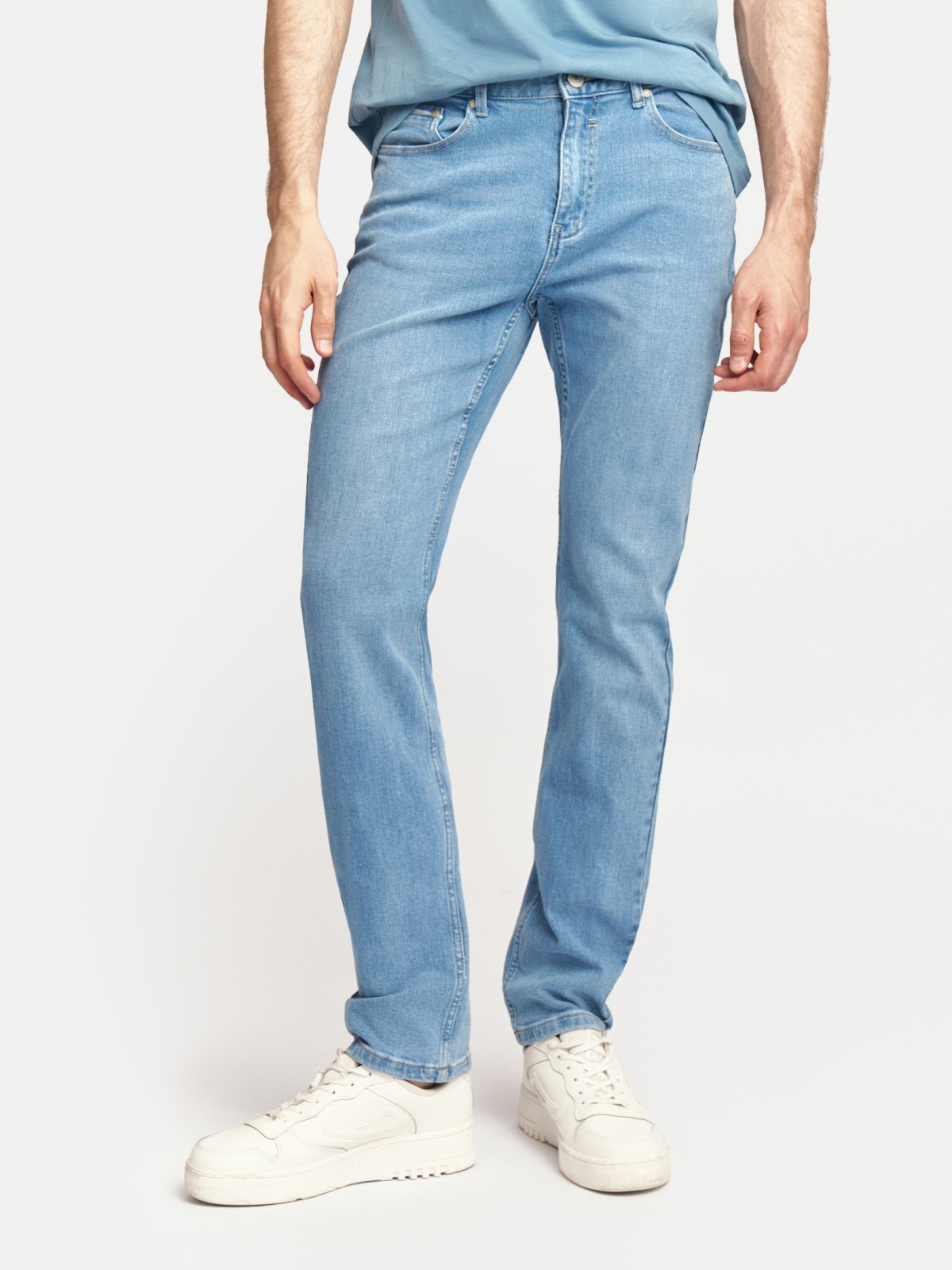 Джинсы фасона Slim