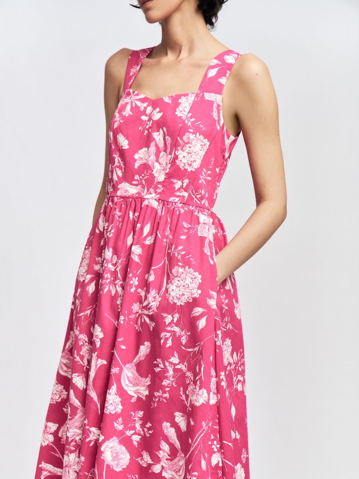 Сарафан из хлопка с цветочным принтом