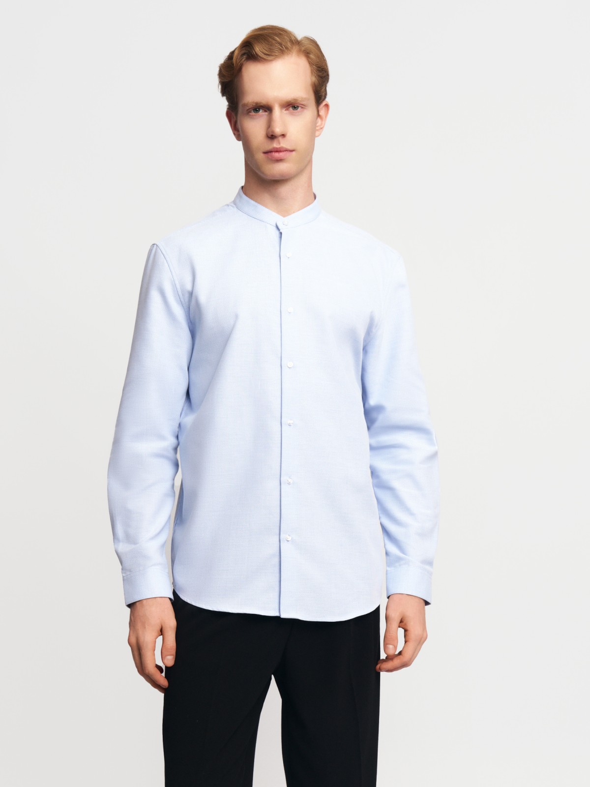 Офисная рубашка с воротником-стойкой и длинным рукавом