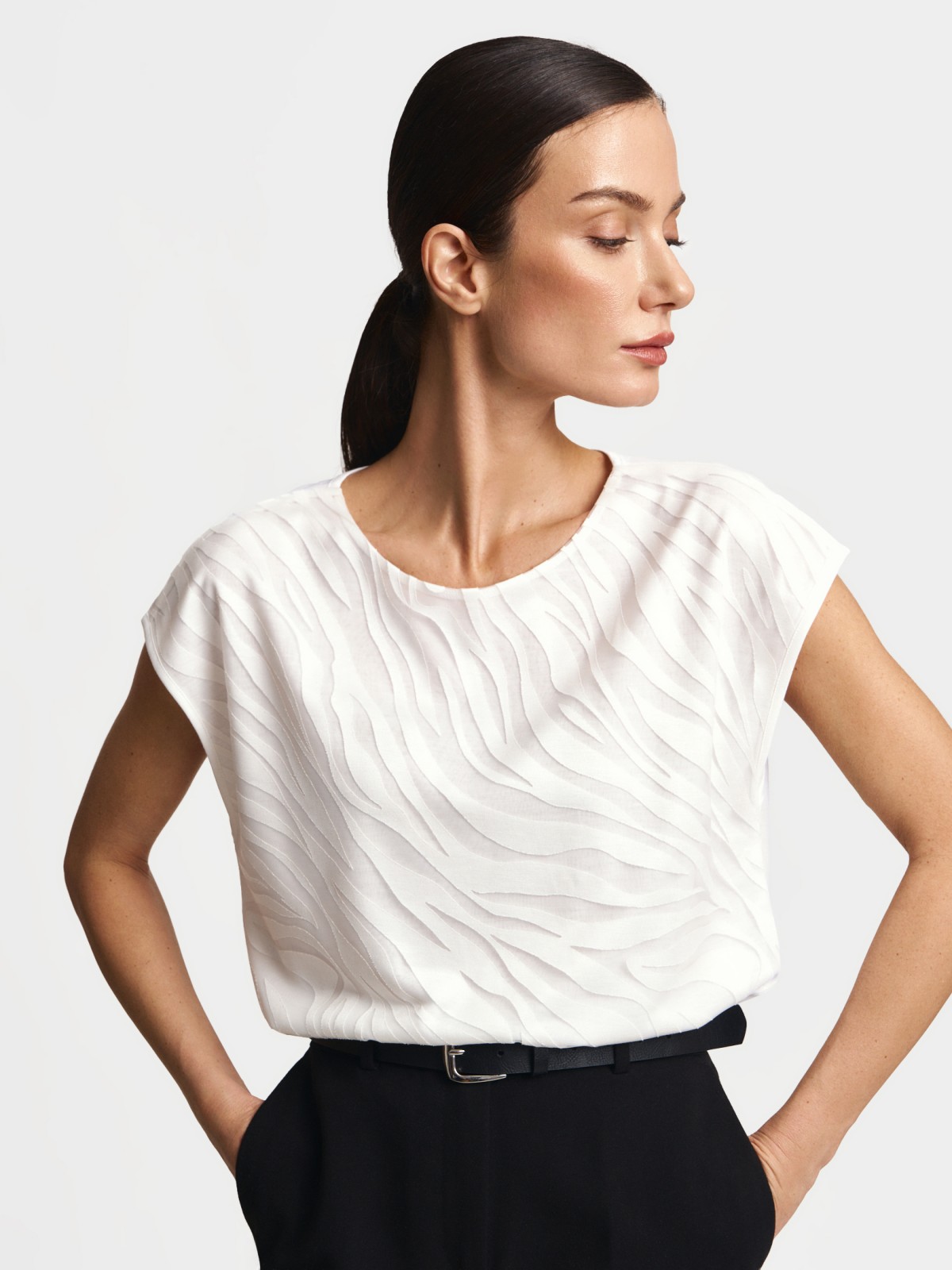 Блузка с узором в полоску