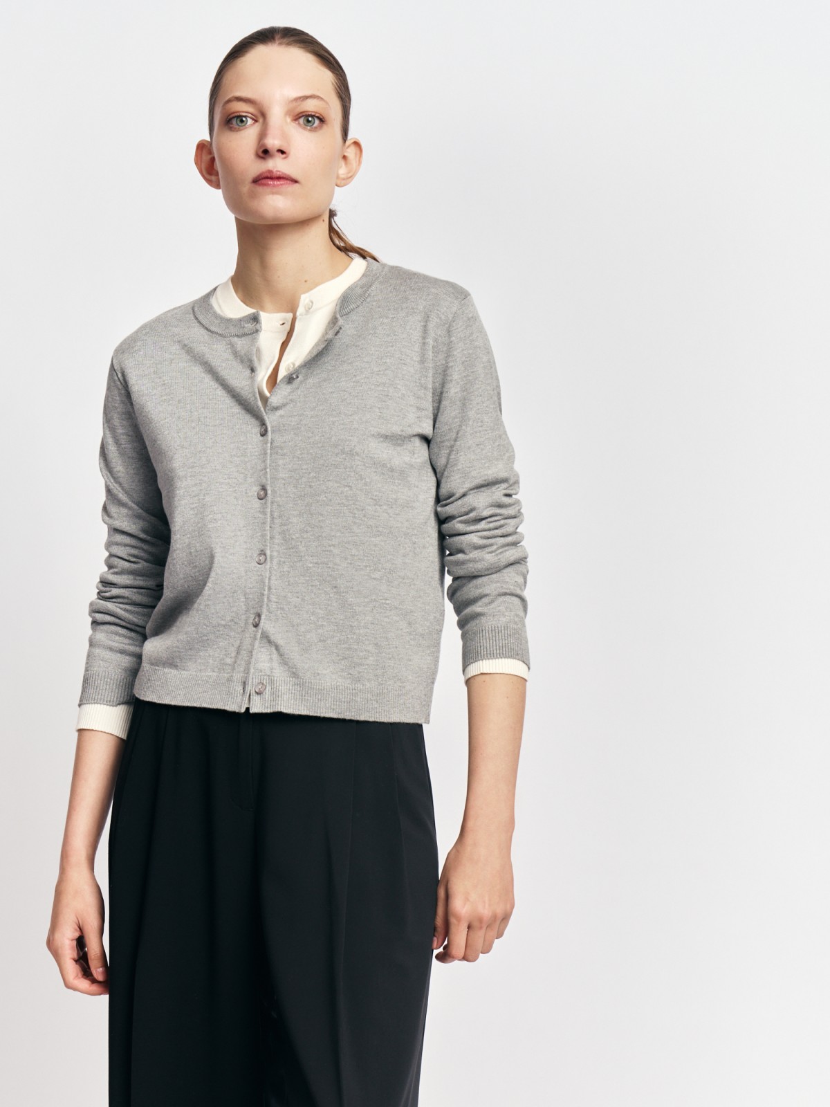 Трикотажный кардиган на пуговицах