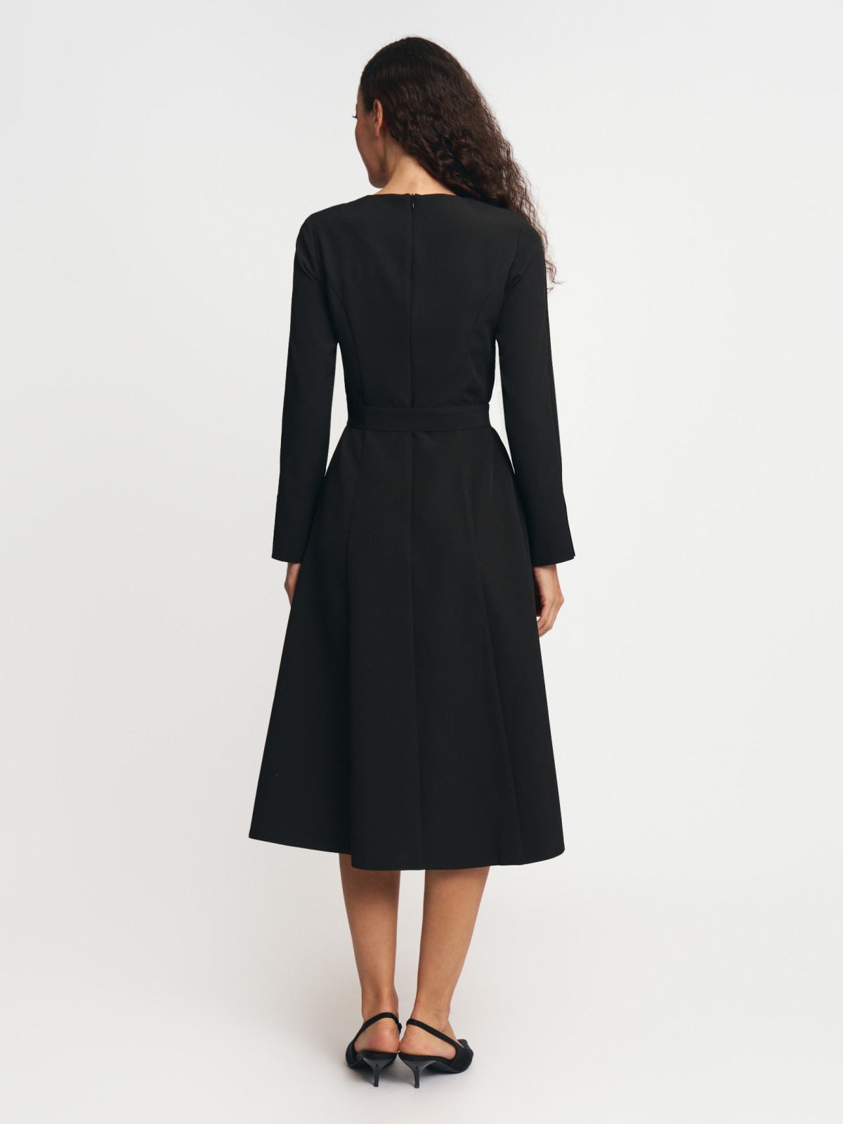 Платье миди с поясом