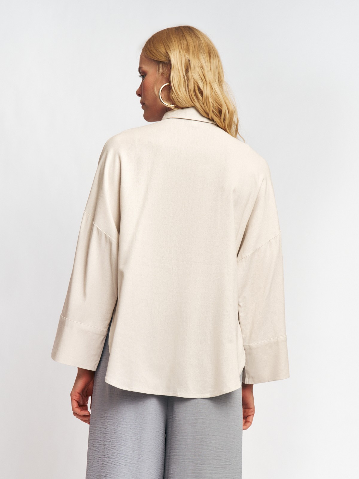 Льняная рубашка с укороченным рукавом