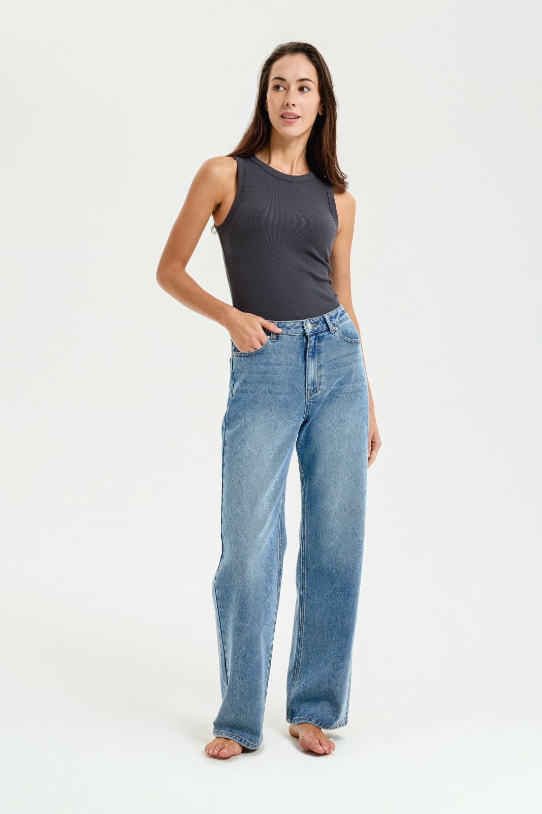 Майка из хлопка без рукавов