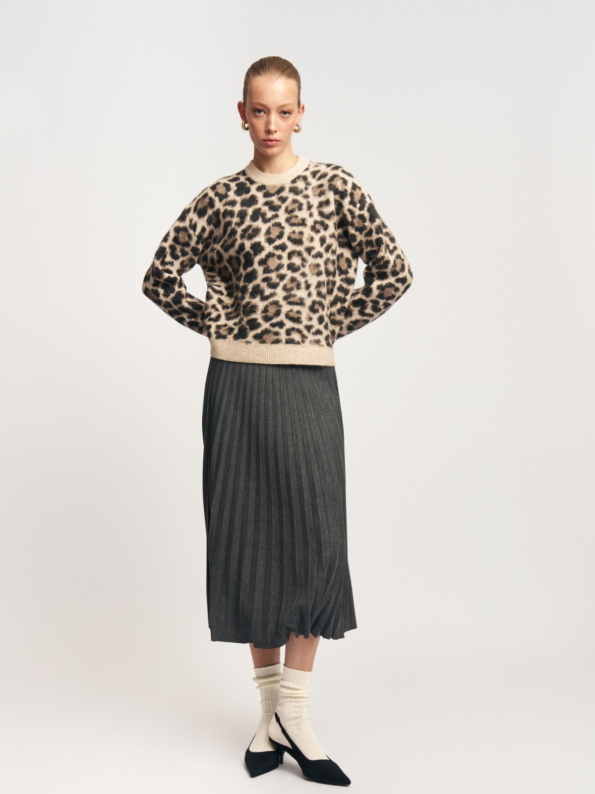 Вязаный джемпер с леопардовым узором