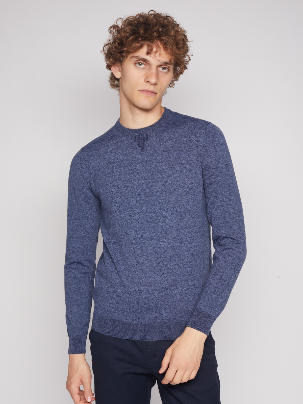 Тонкий вязаный джемпер