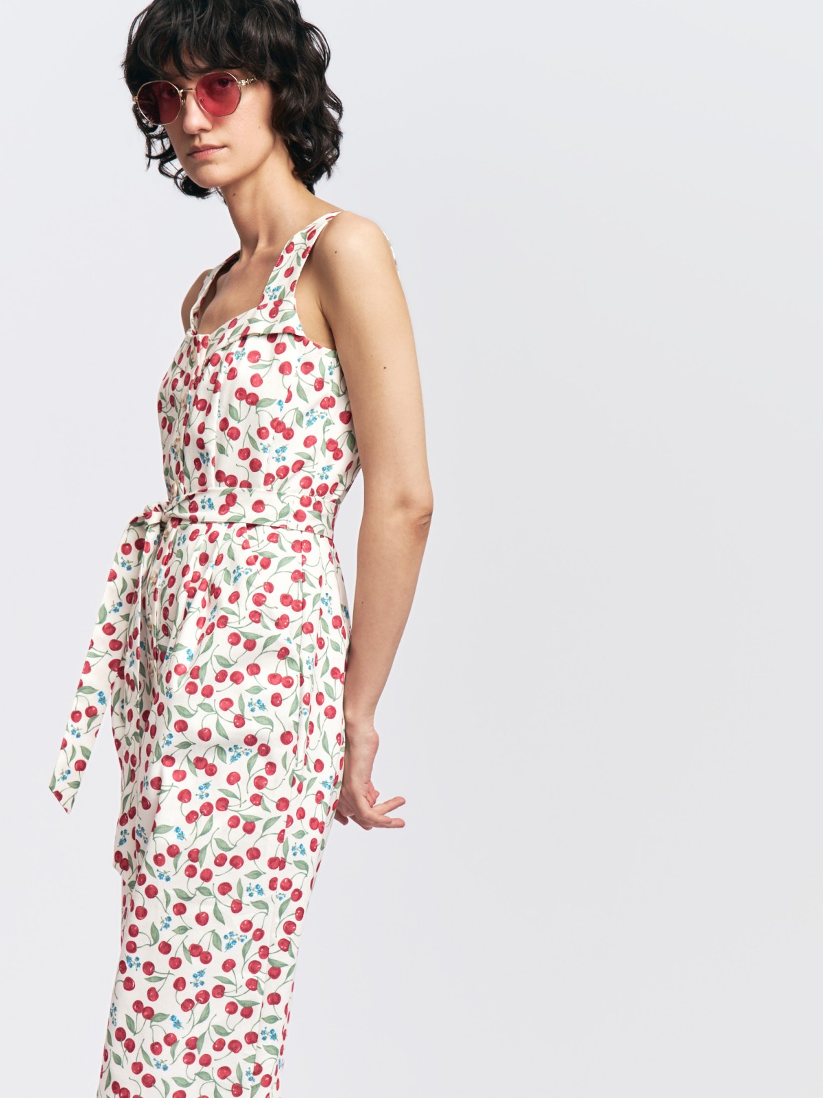 Сарафан с принтом и поясом