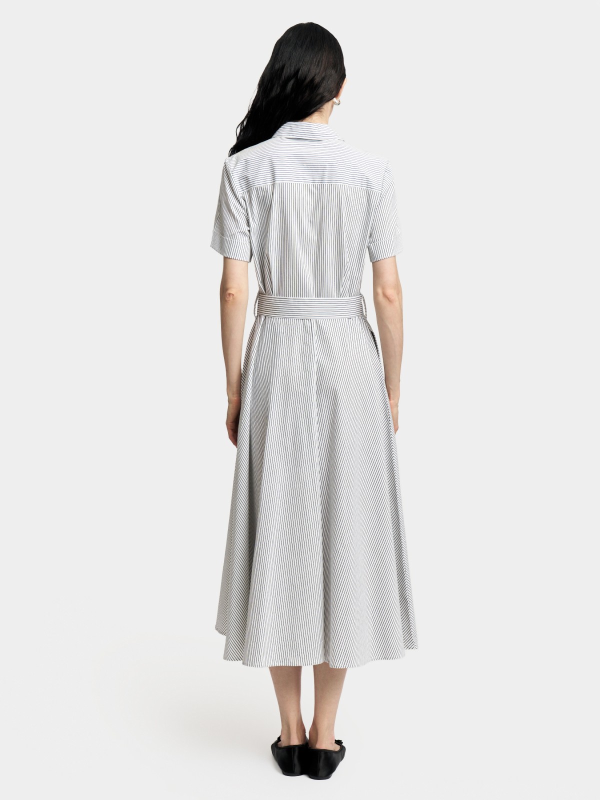 Платье-рубашка миди с поясом