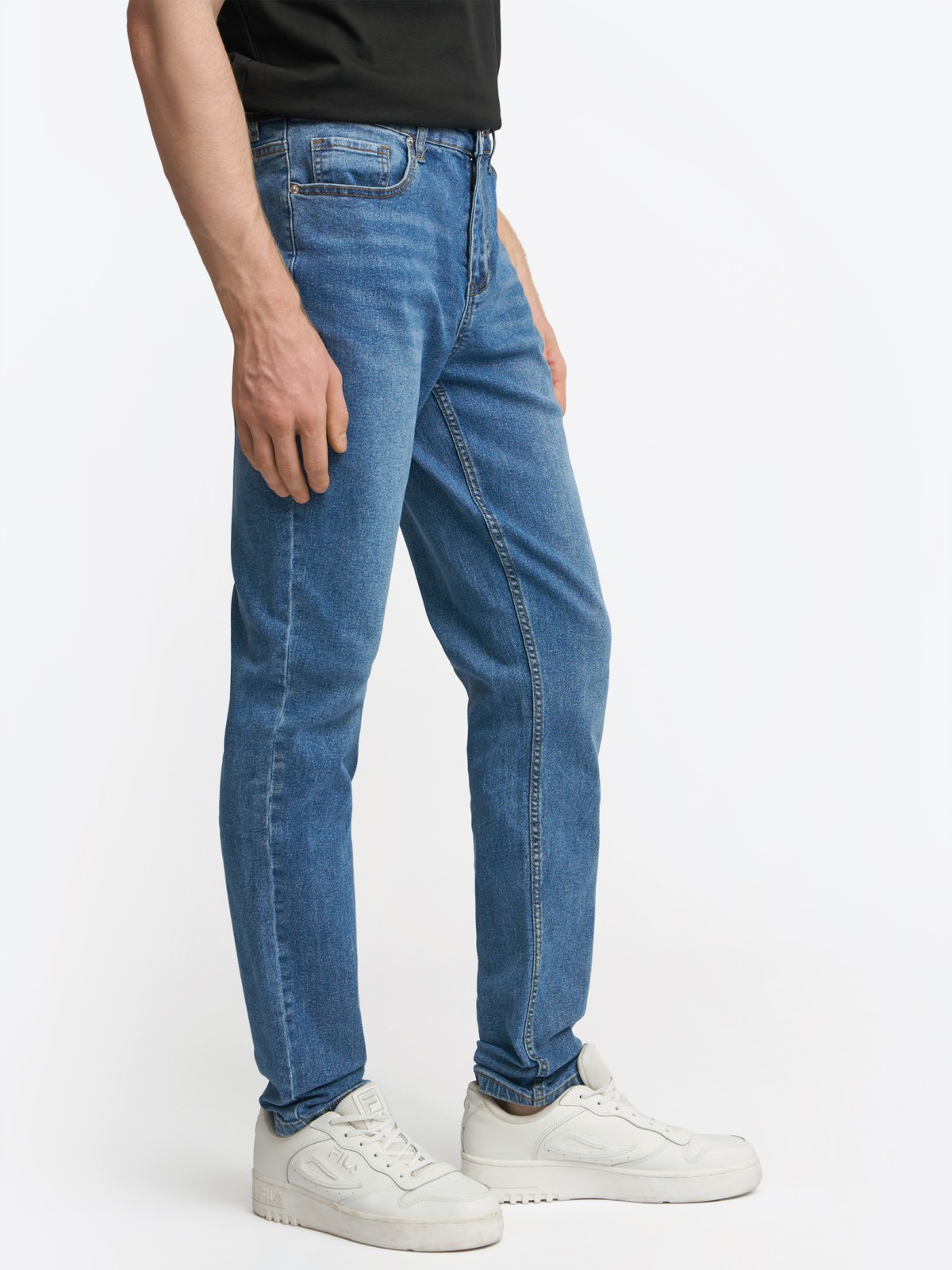 Джинсы фасона Slim