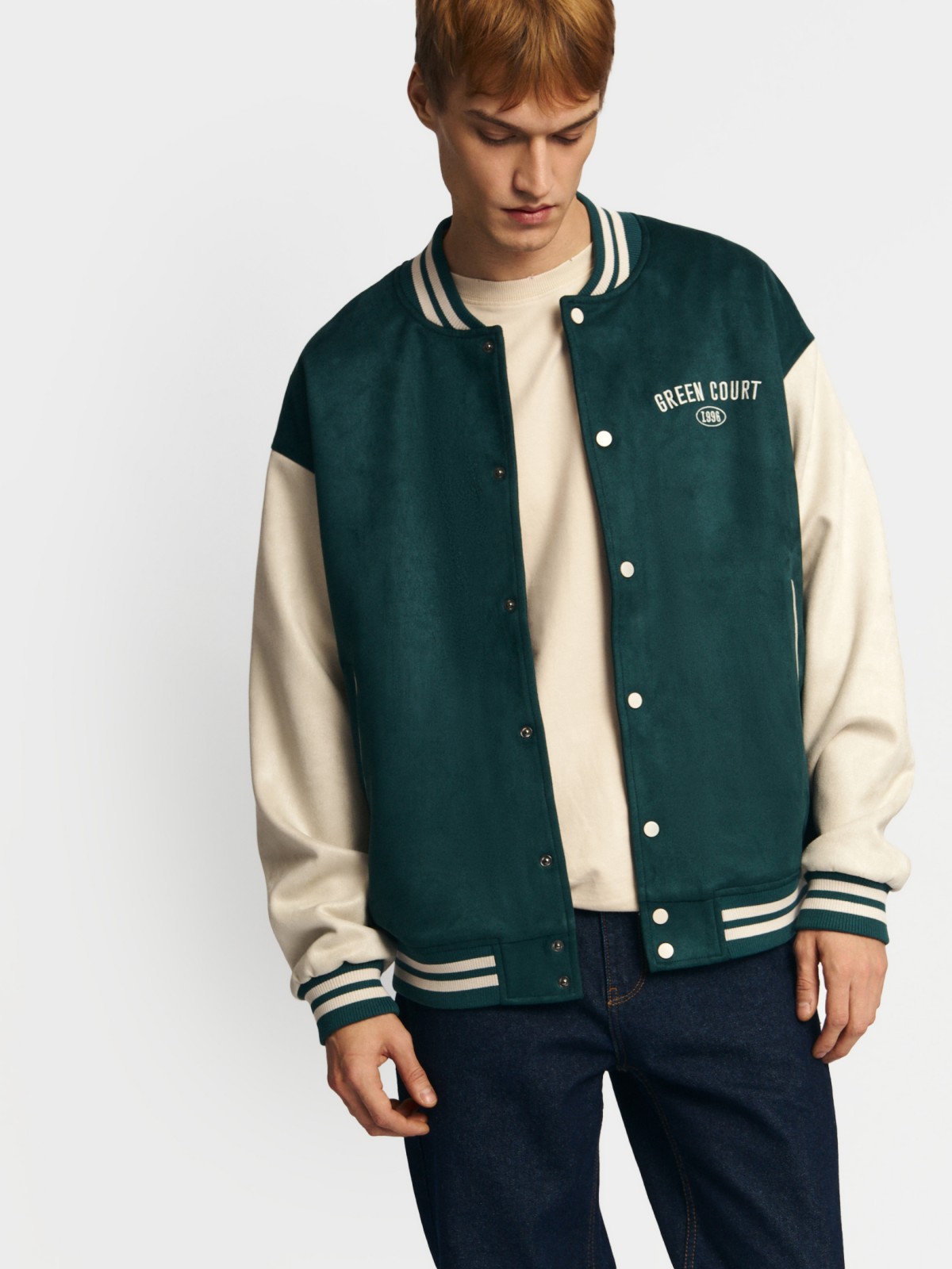 Бомбер в колледж-стиле из экозамши