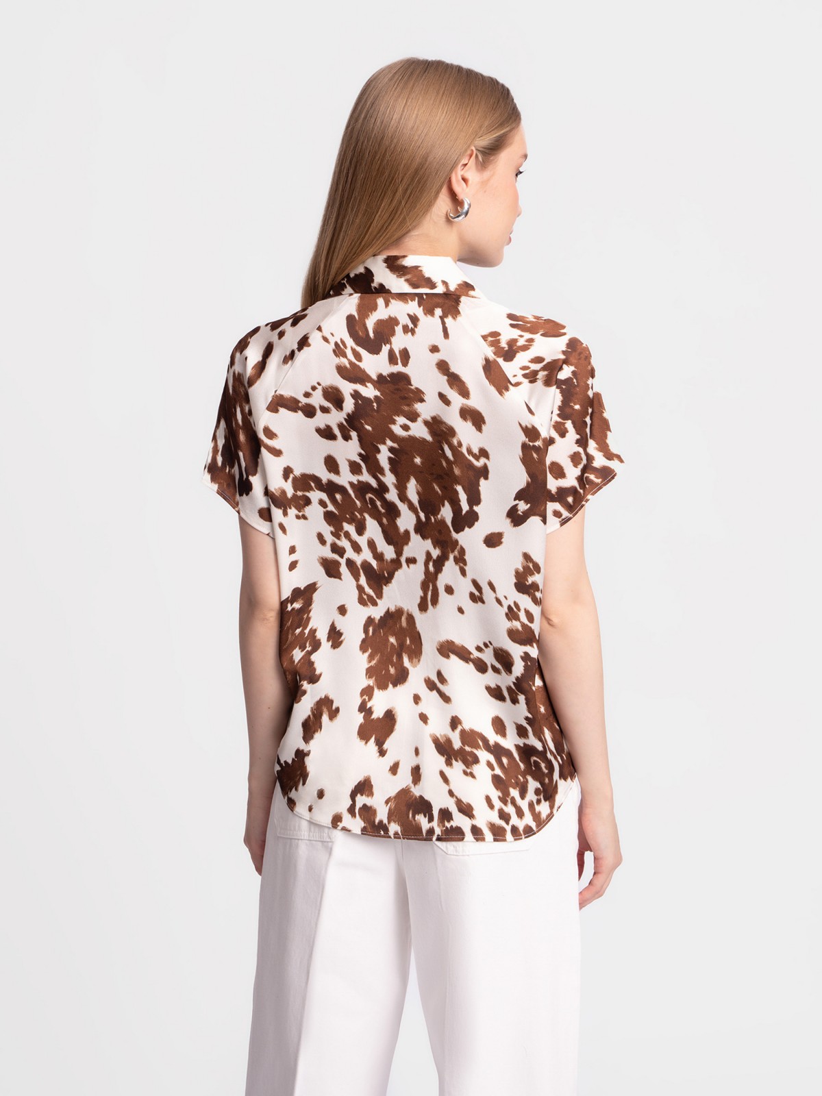 Блузка с короткими рукавами