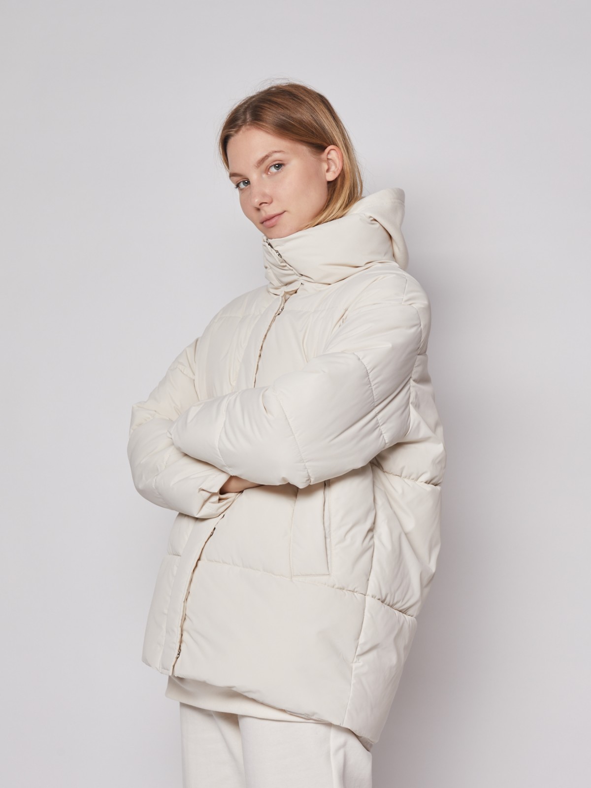 Тёплая оверсайз куртка с воротником zolla 02212512J064, цвет молоко, размер XS - фото 4