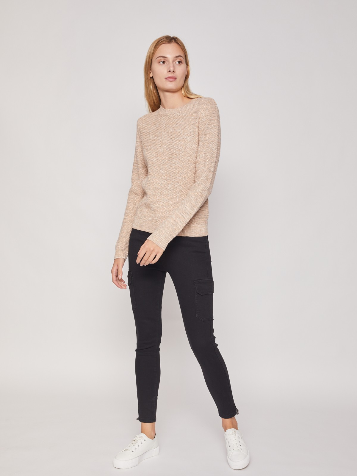 Джинсы силуэта Skinny с карманами в стиле карго