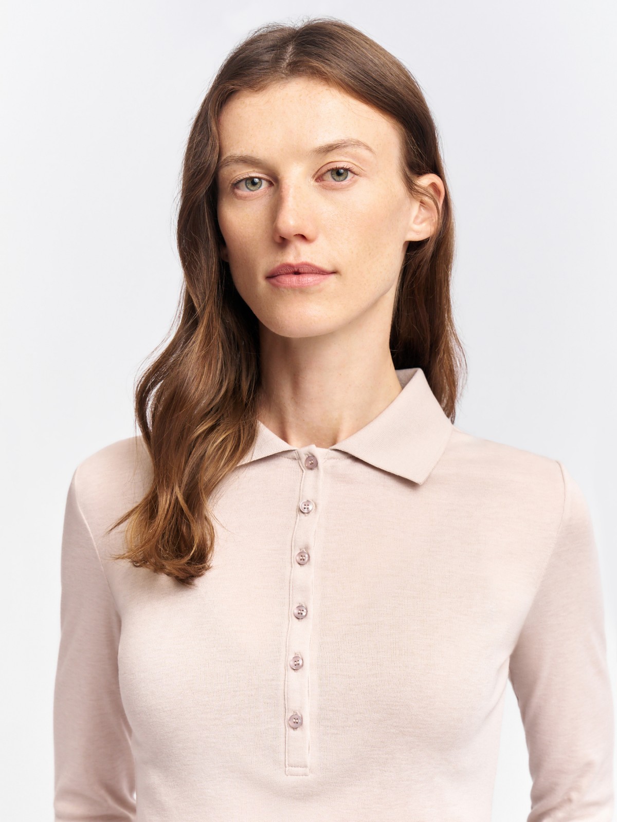 Трикотажный лонгслив поло на пуговицах