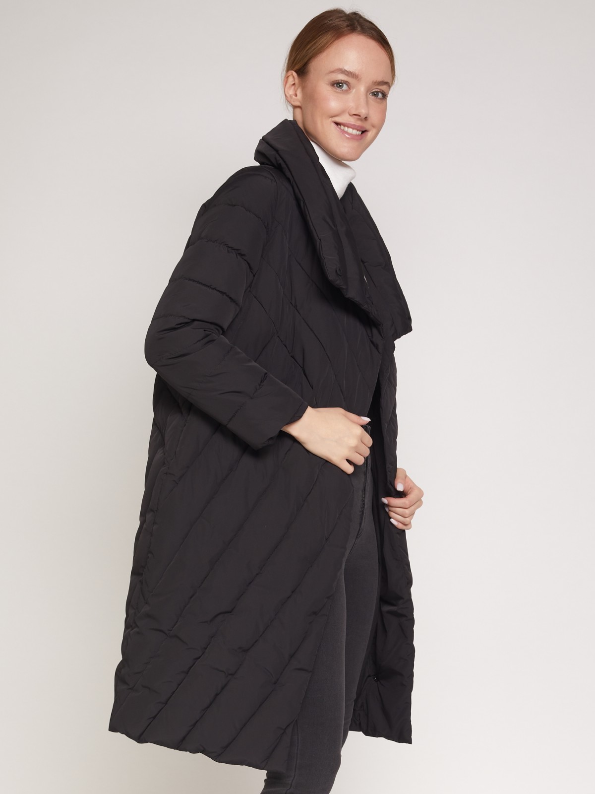 Утепленное пальто с шалевым воротником zolla 021335297044, цвет черный, размер XS - фото 2