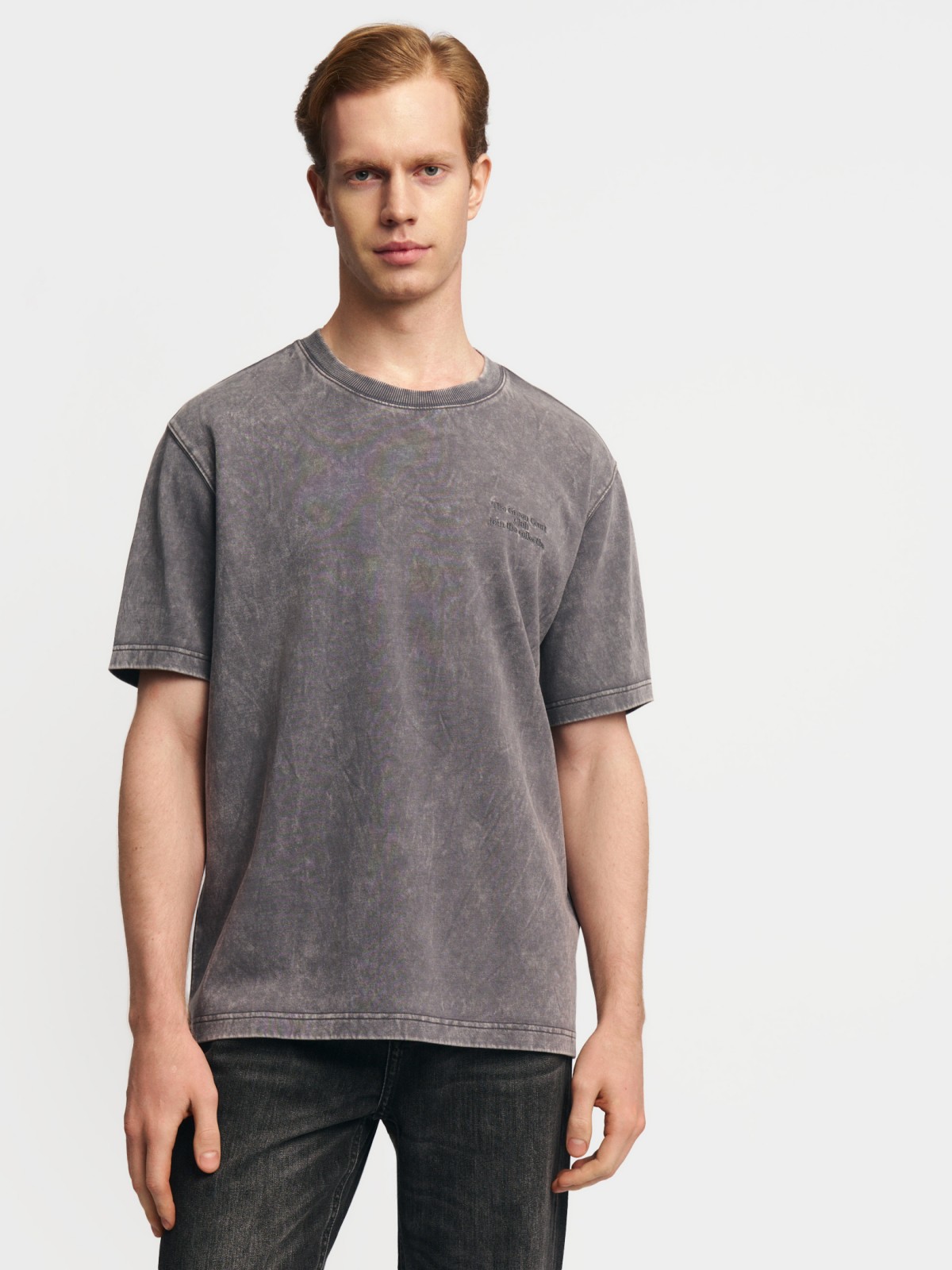 Футболка из хлопка с вышивкой