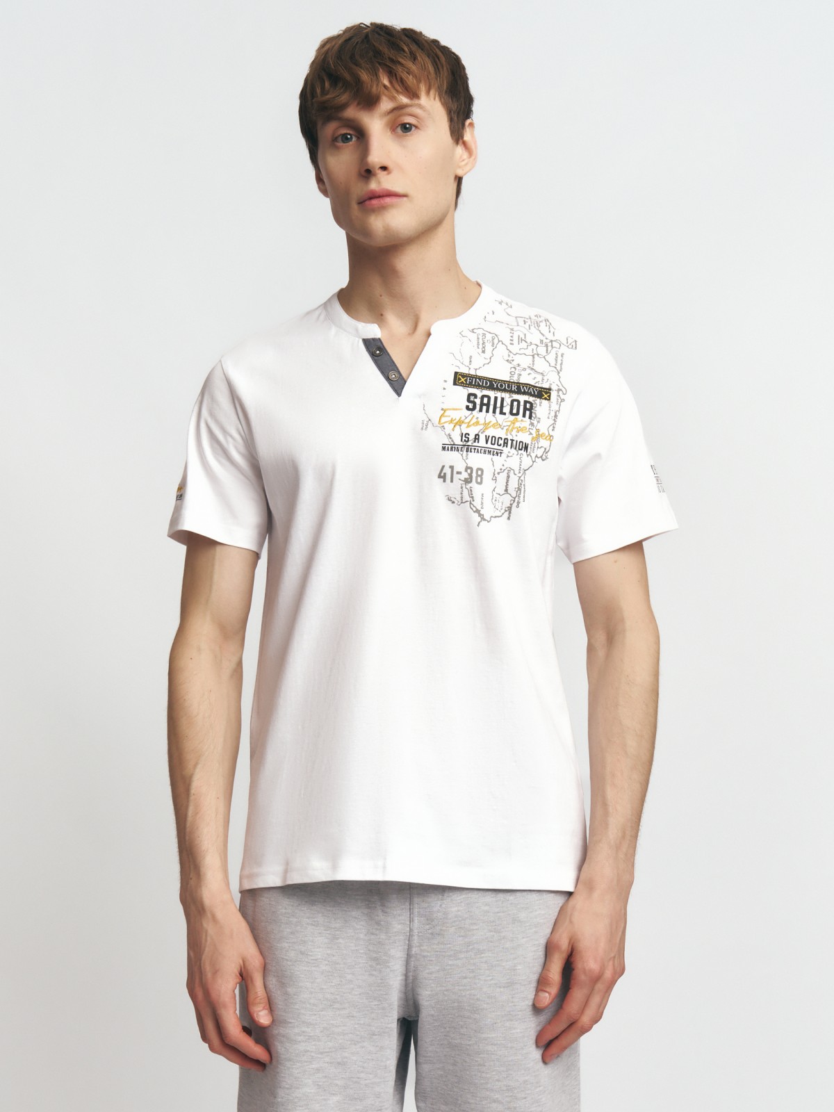 Футболка хенли из хлопка с принтом