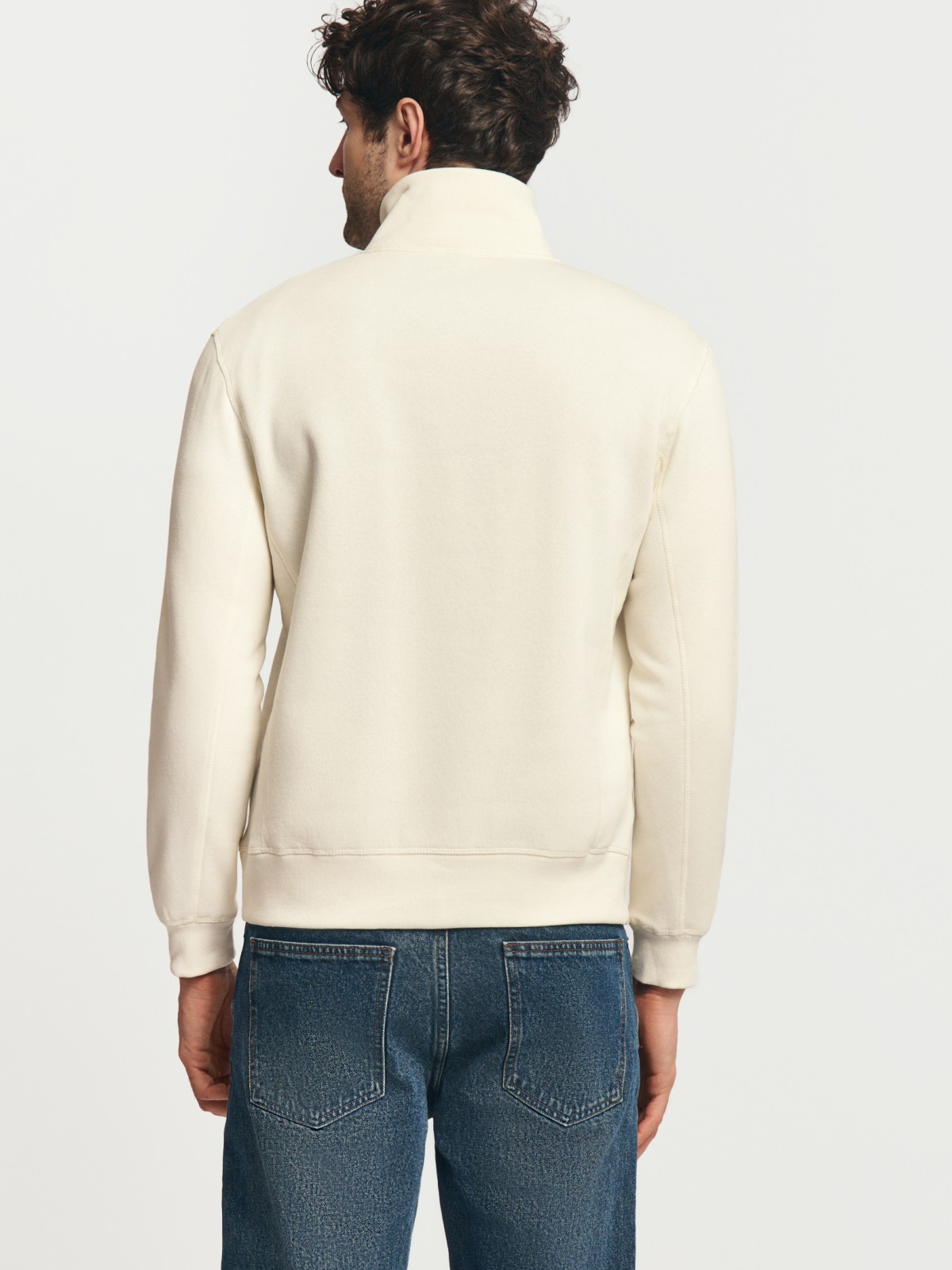 Утеплённый прямой свитшот на молнии с начёсом