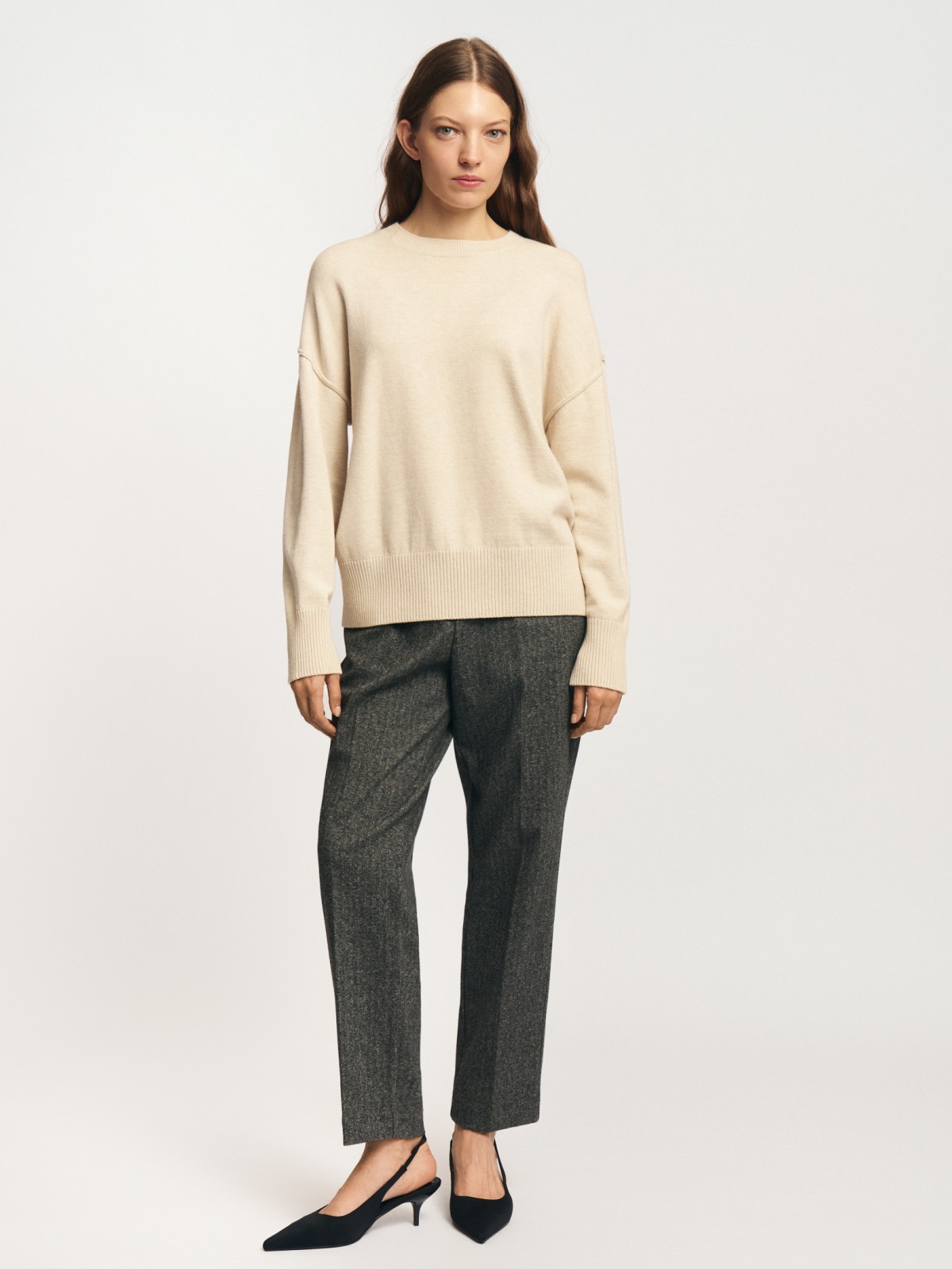 Утеплённые брюки на резинке со стрелками