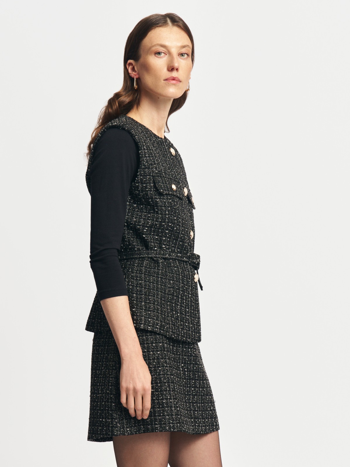 Твидовый жилет с поясом