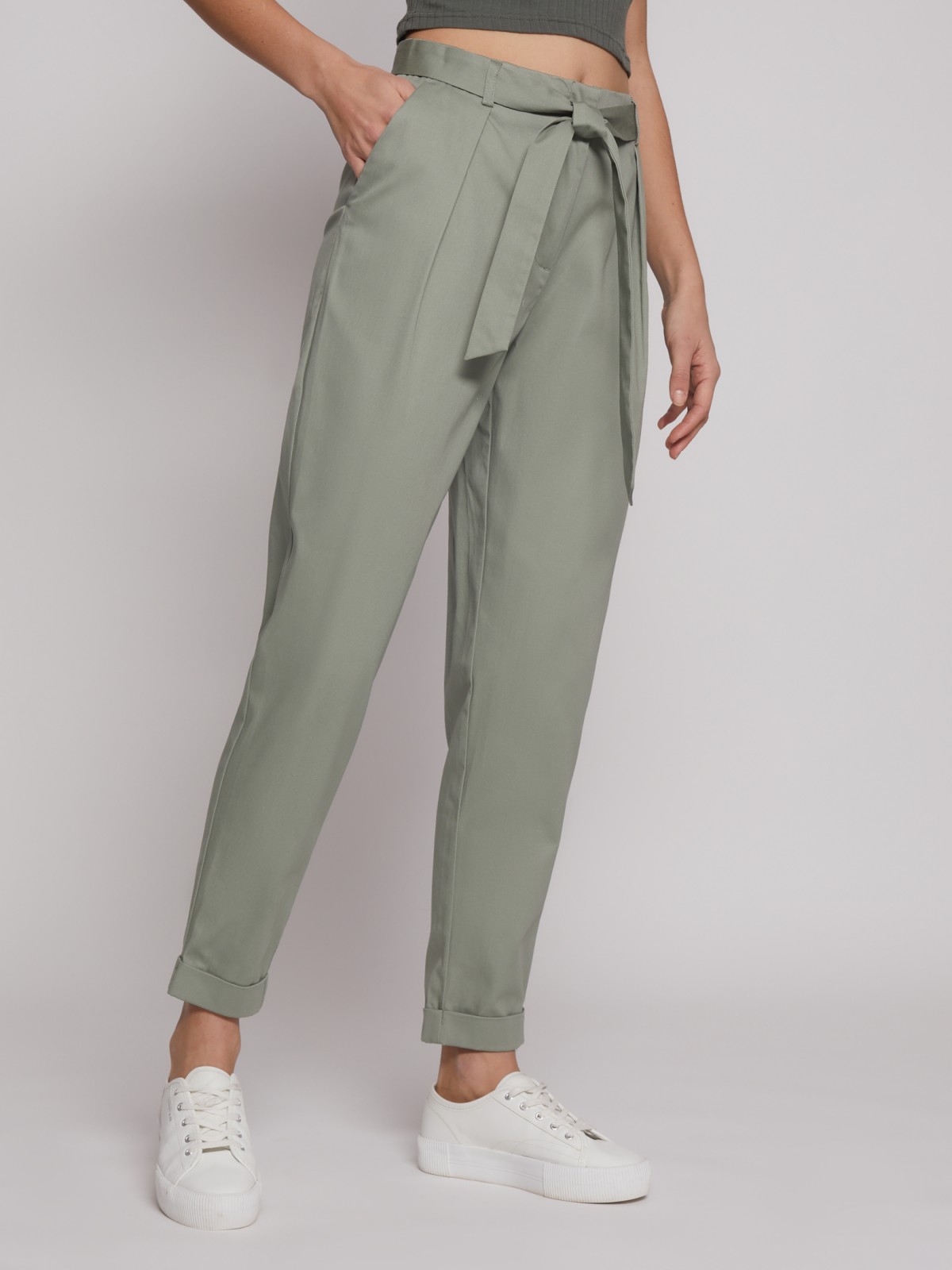 Брюки фасона Carrot