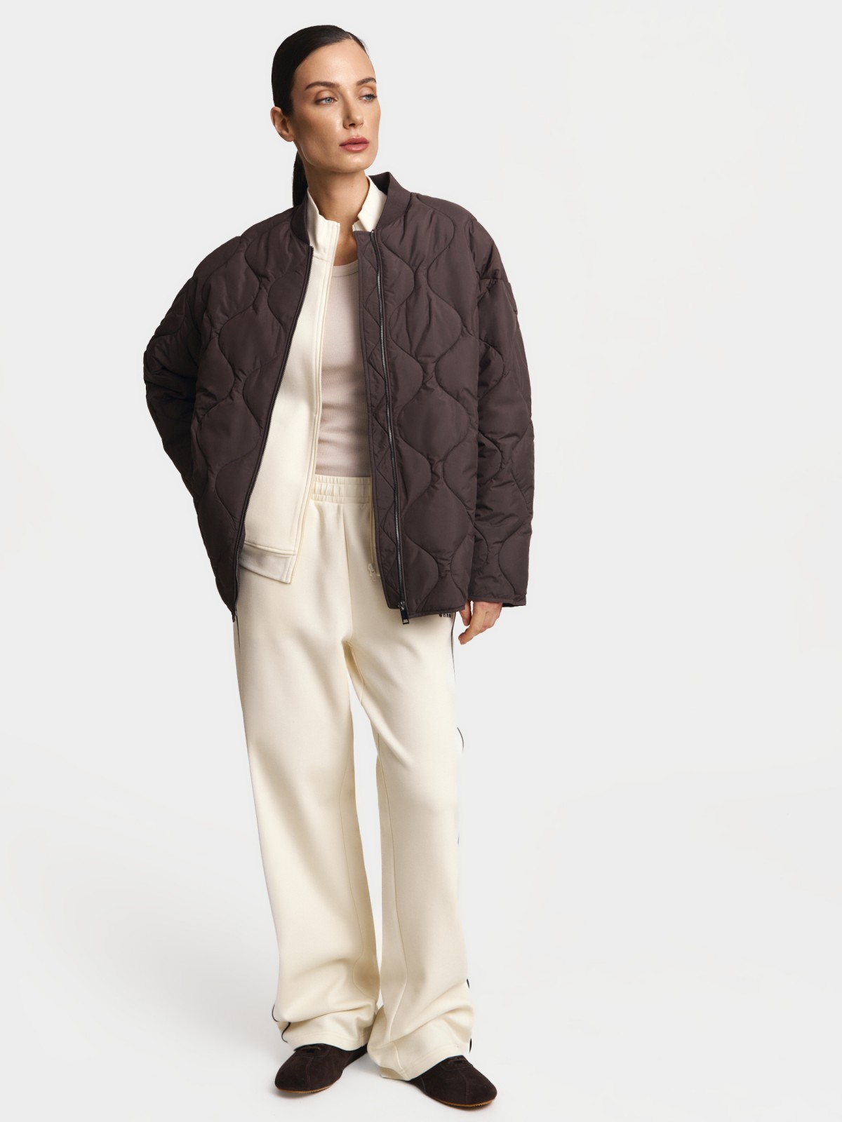 Утеплённая стёганая куртка оверсайз на синтепоне