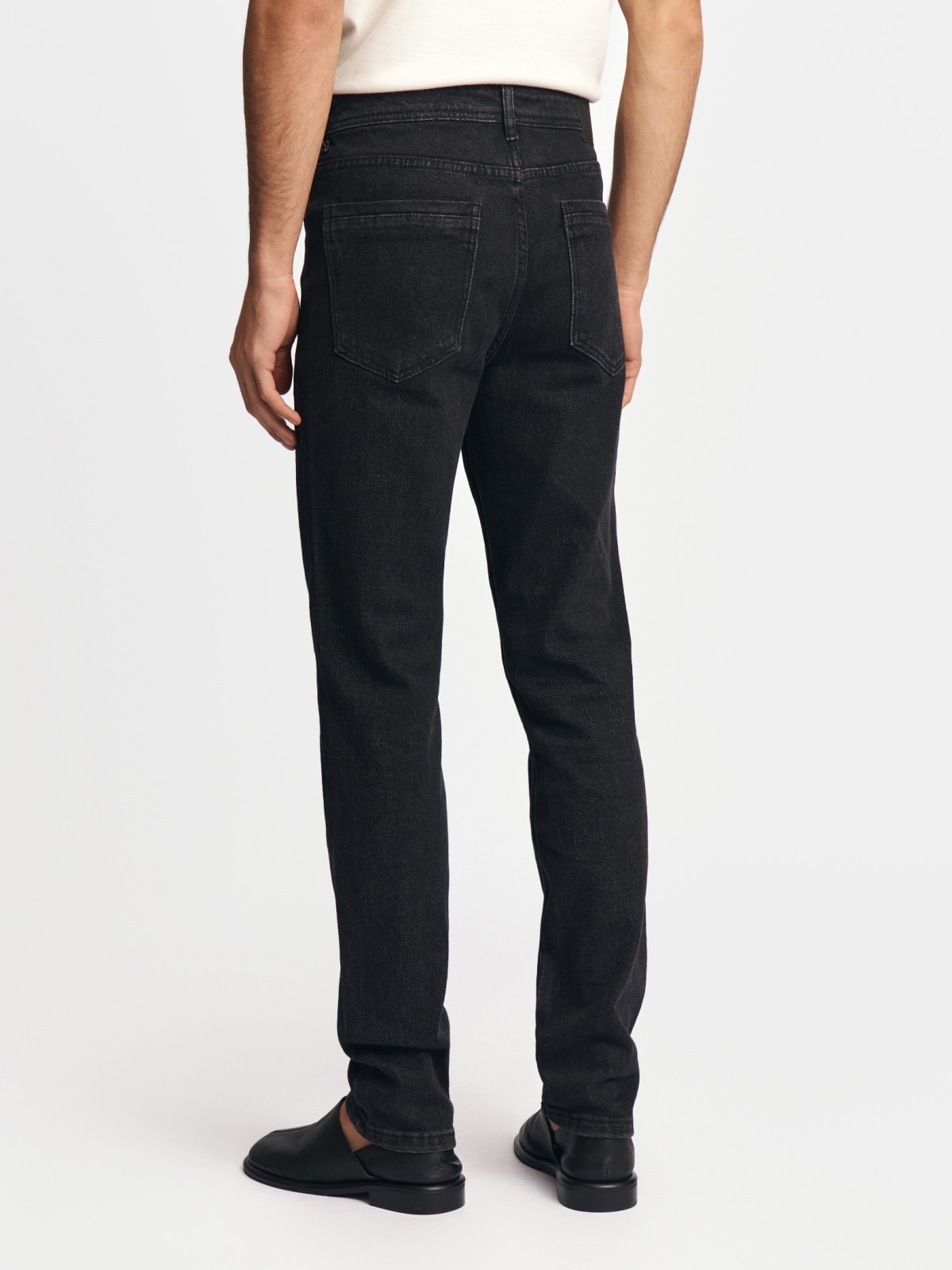 Джинсы фасона Slim