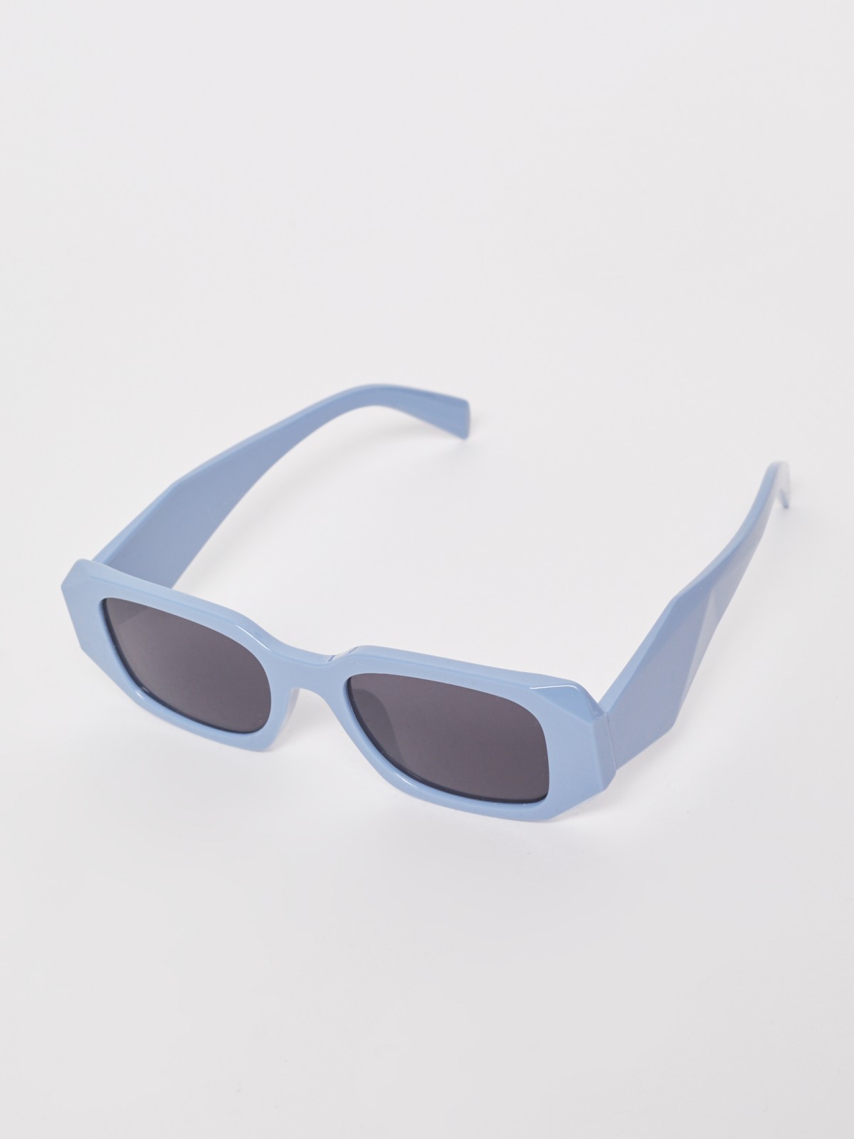 Солнцезащитные очки 149₽