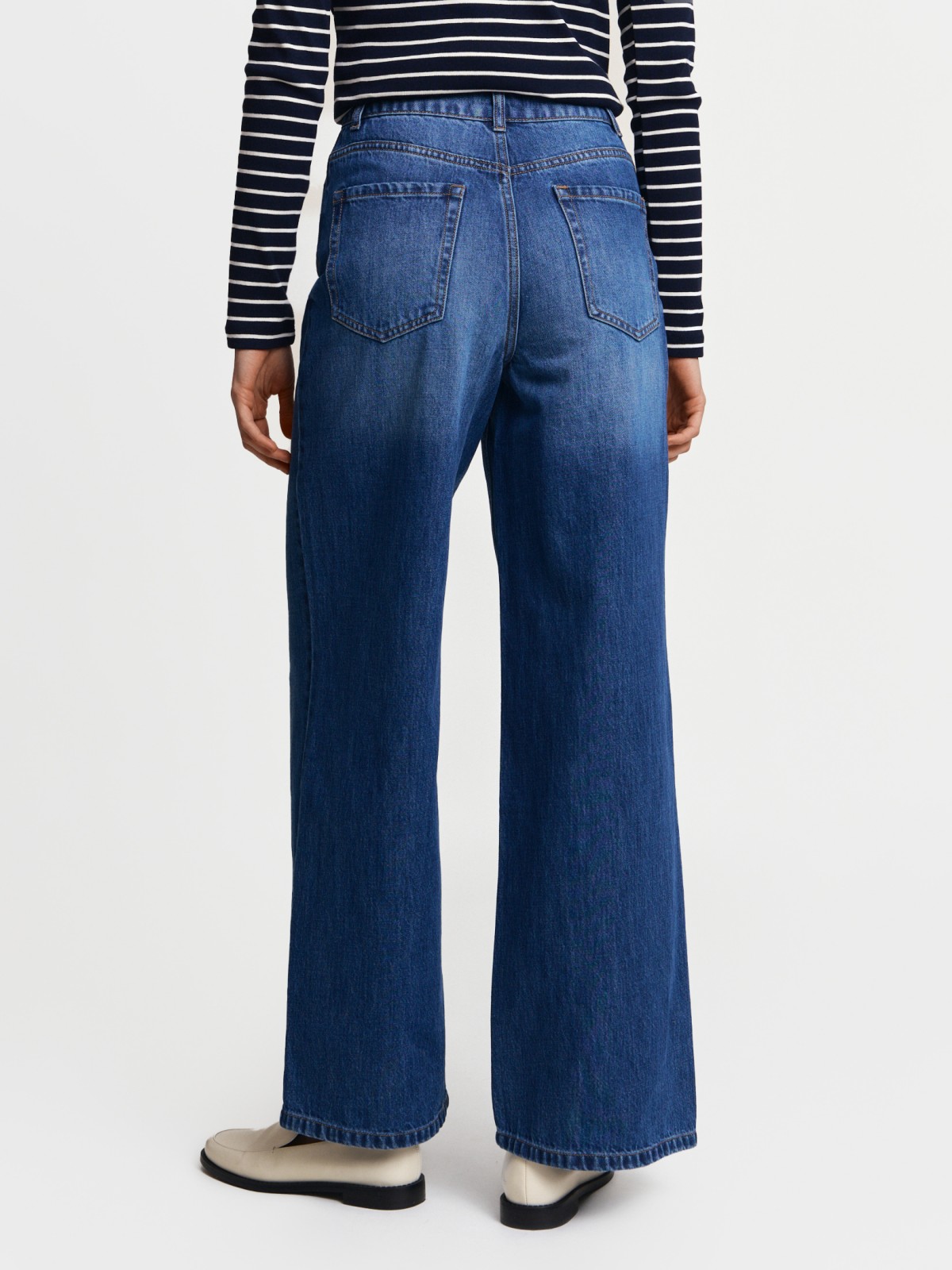 Джинсы силуэта Wide с высокой посадкой