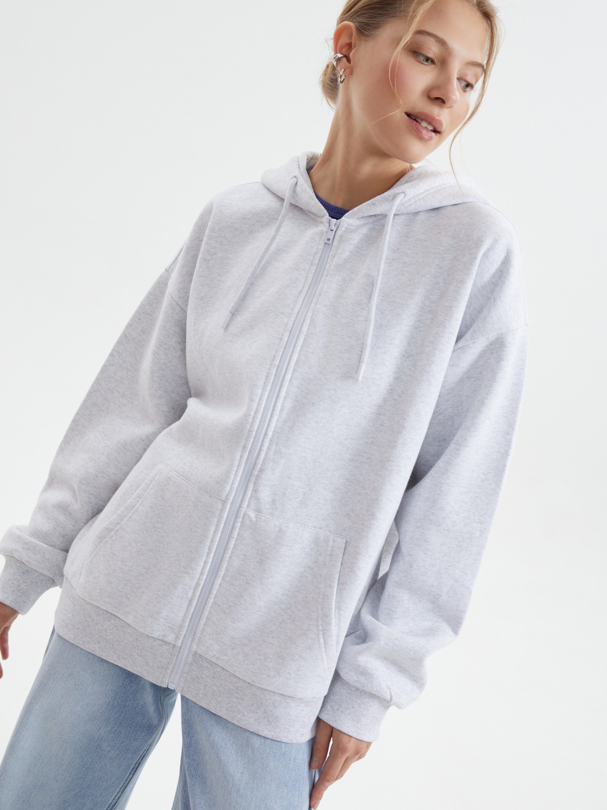 Утеплённая толстовка на молнии с начёсом и капюшоном