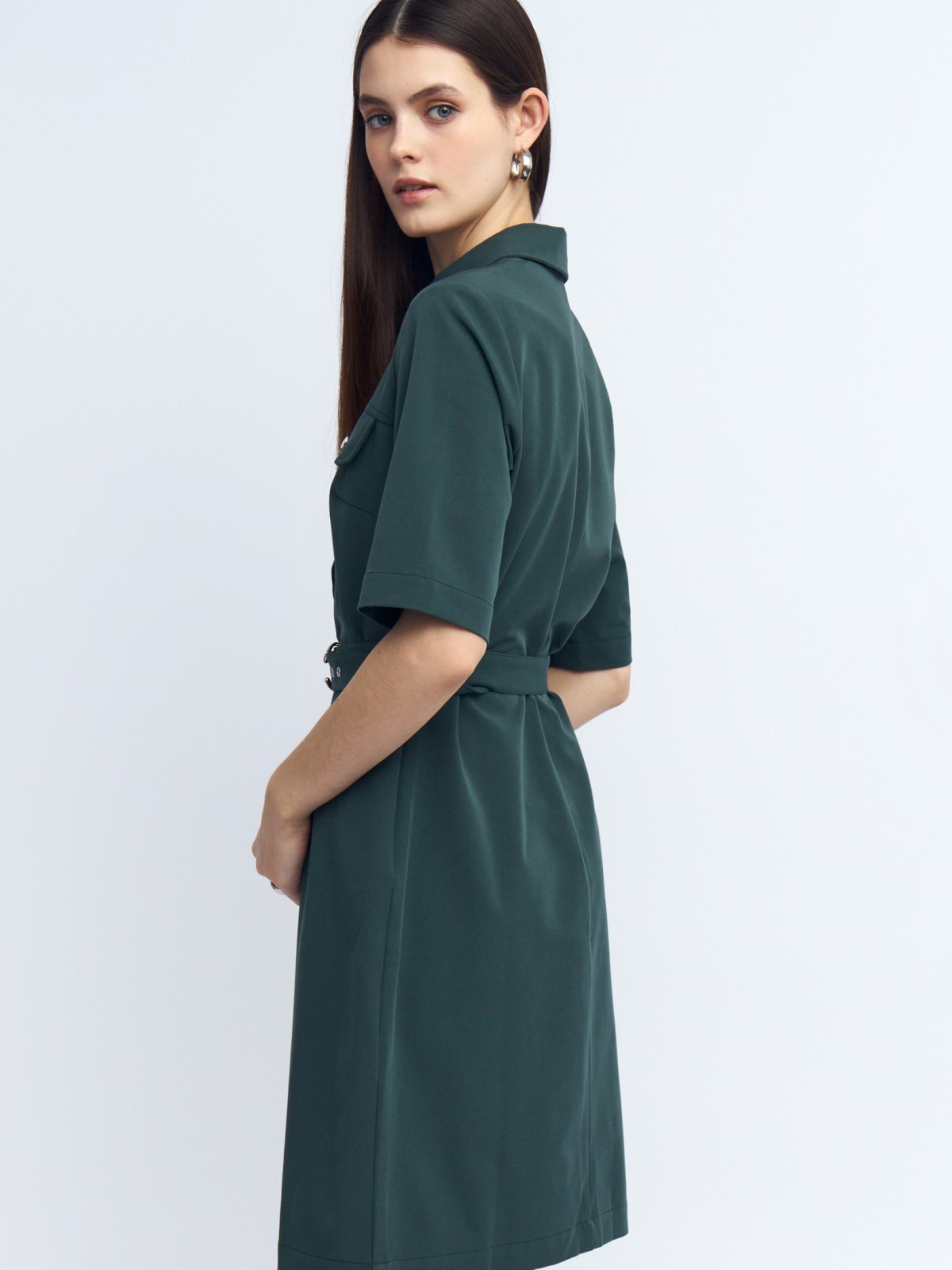 Платье-рубашка с коротким рукавом и ремнём