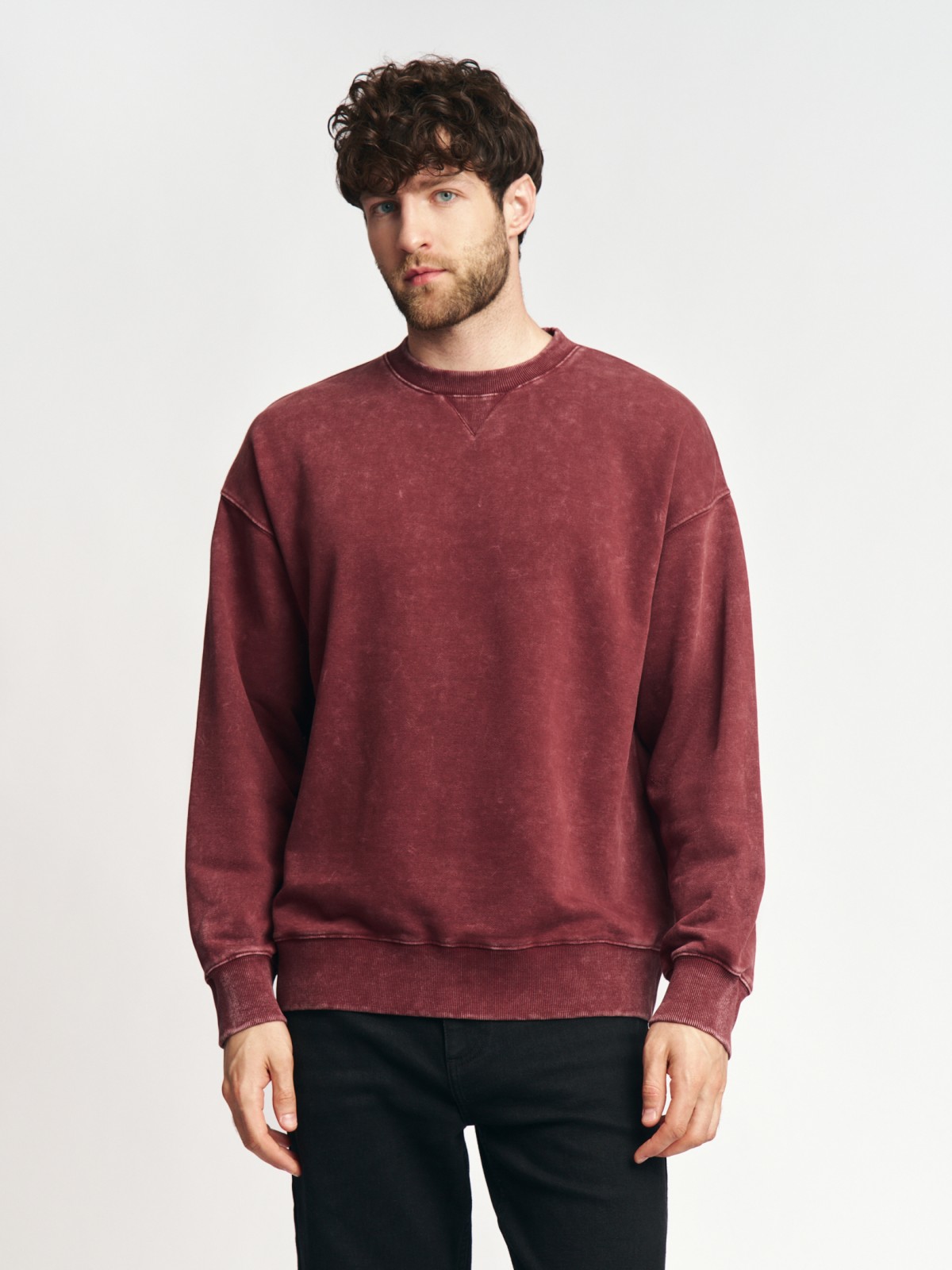 Трикотажный свитшот однотонный