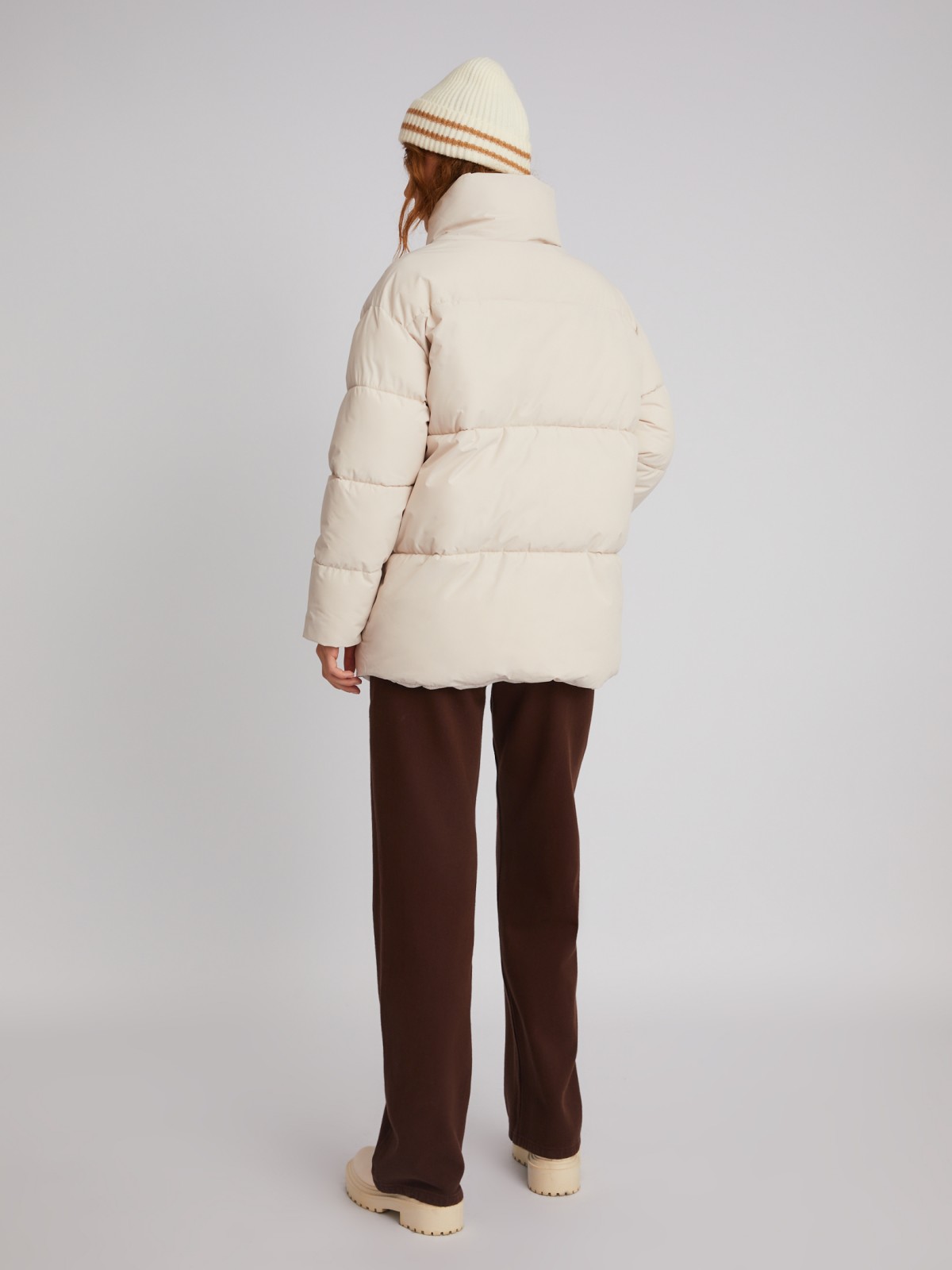 Тёплая стёганая дутая куртка оверсайз силуэта с высоким воротником zolla 023335102074, цвет молоко, размер S - фото 5