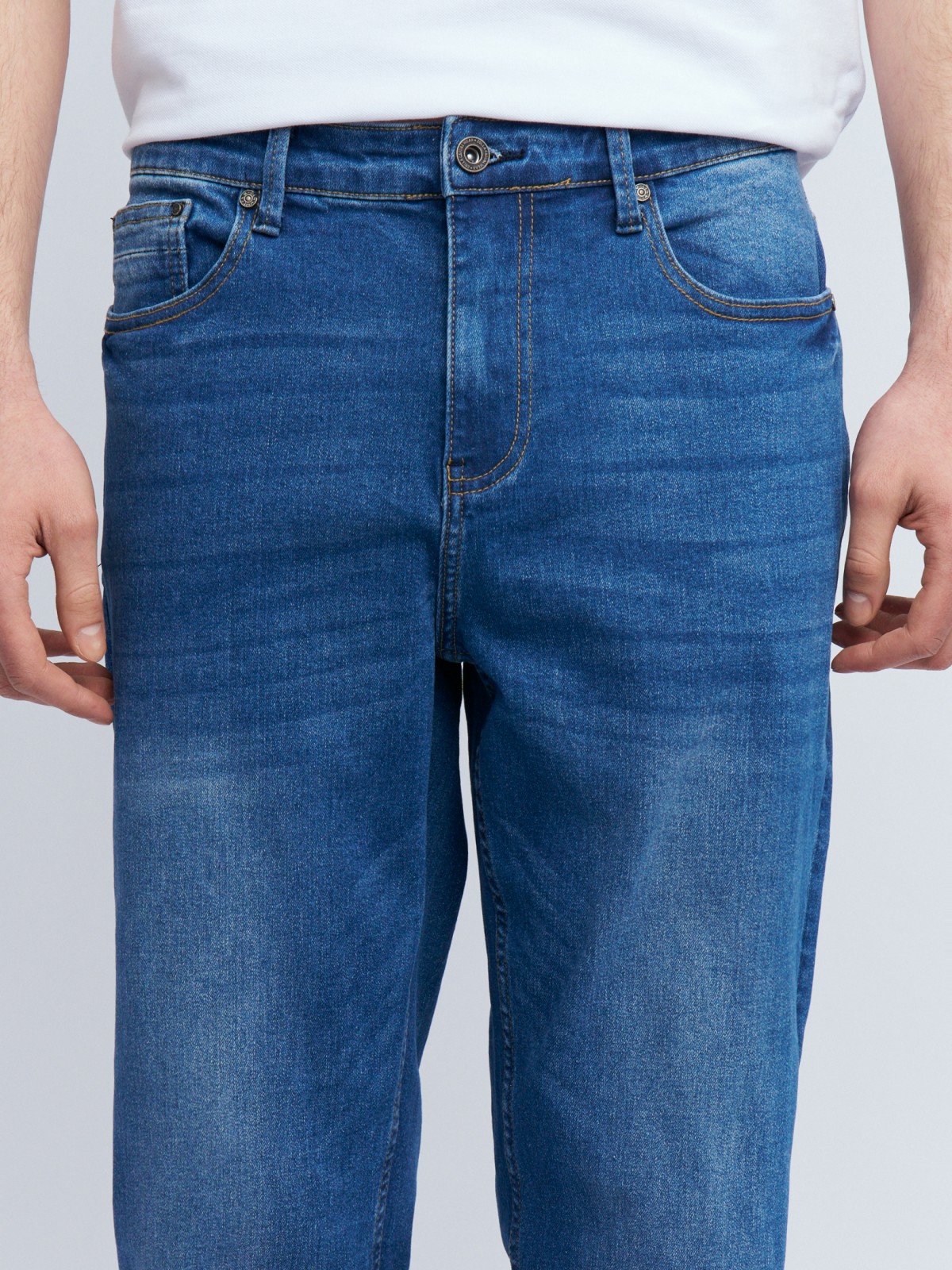 Джинсы прямого фасона Regular