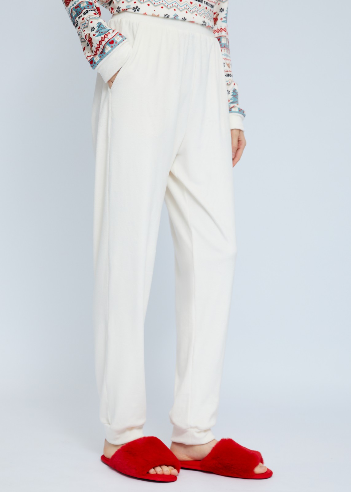 Домашний пижамный комплект (свитшот и штаны)