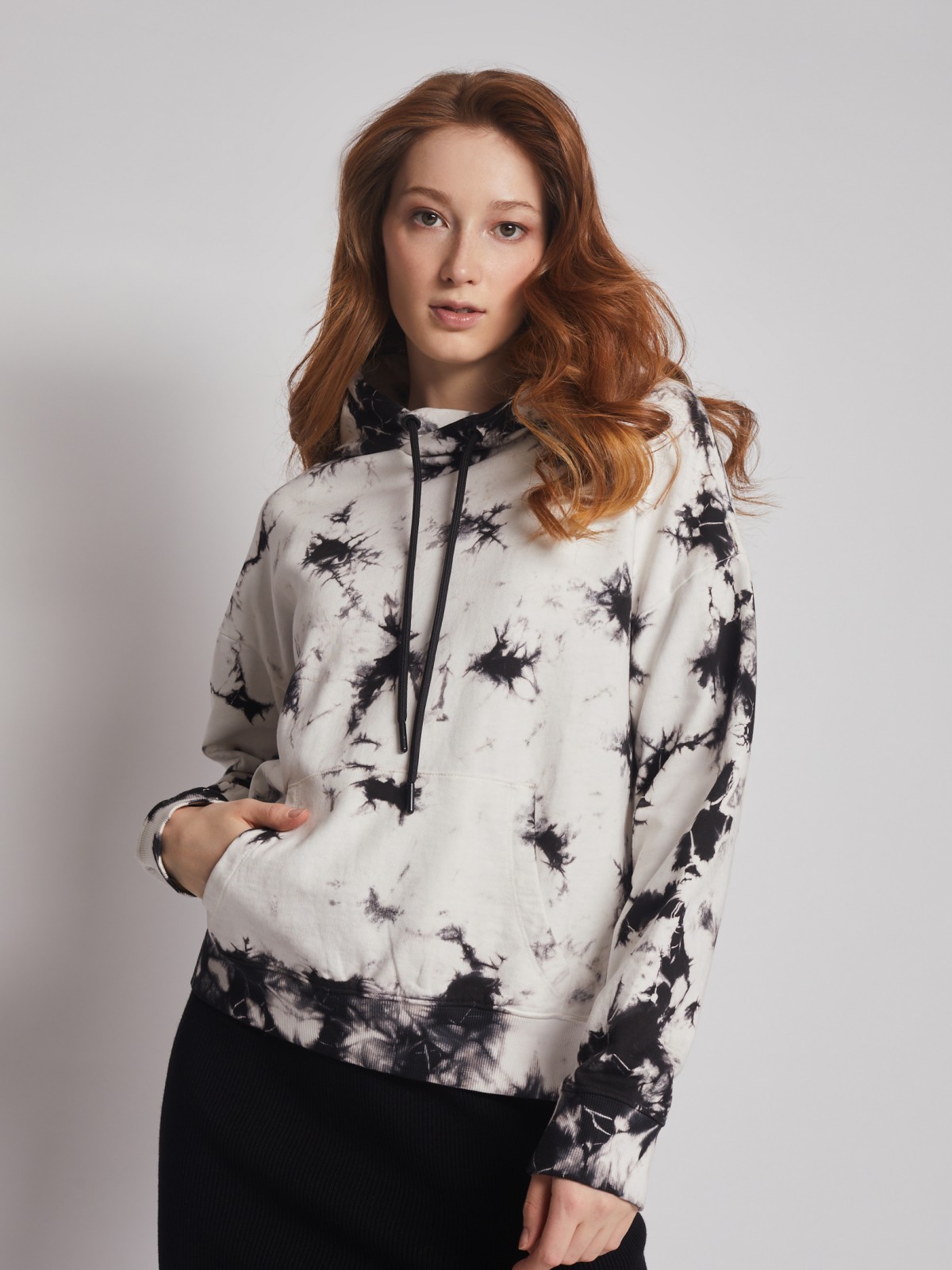 Худи с принтом тай-дай